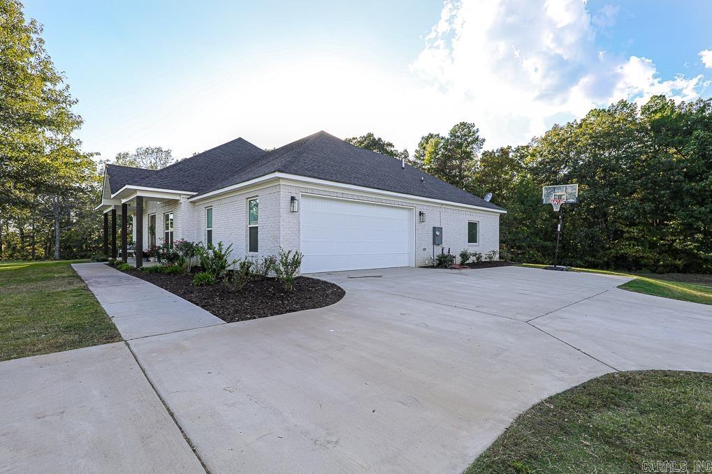 AVILLA HILLS - Residential