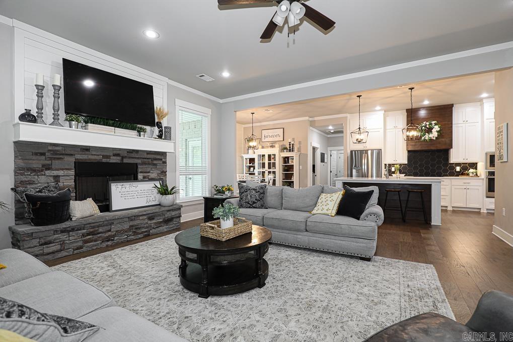 AVILLA HILLS - Residential