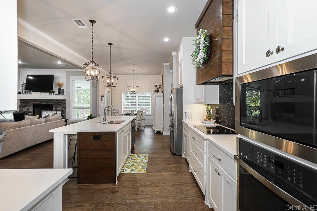 AVILLA HILLS - Residential