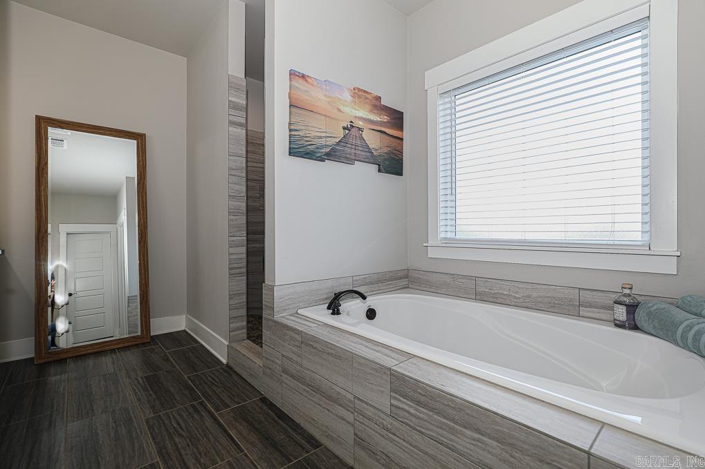 AVILLA HILLS - Residential