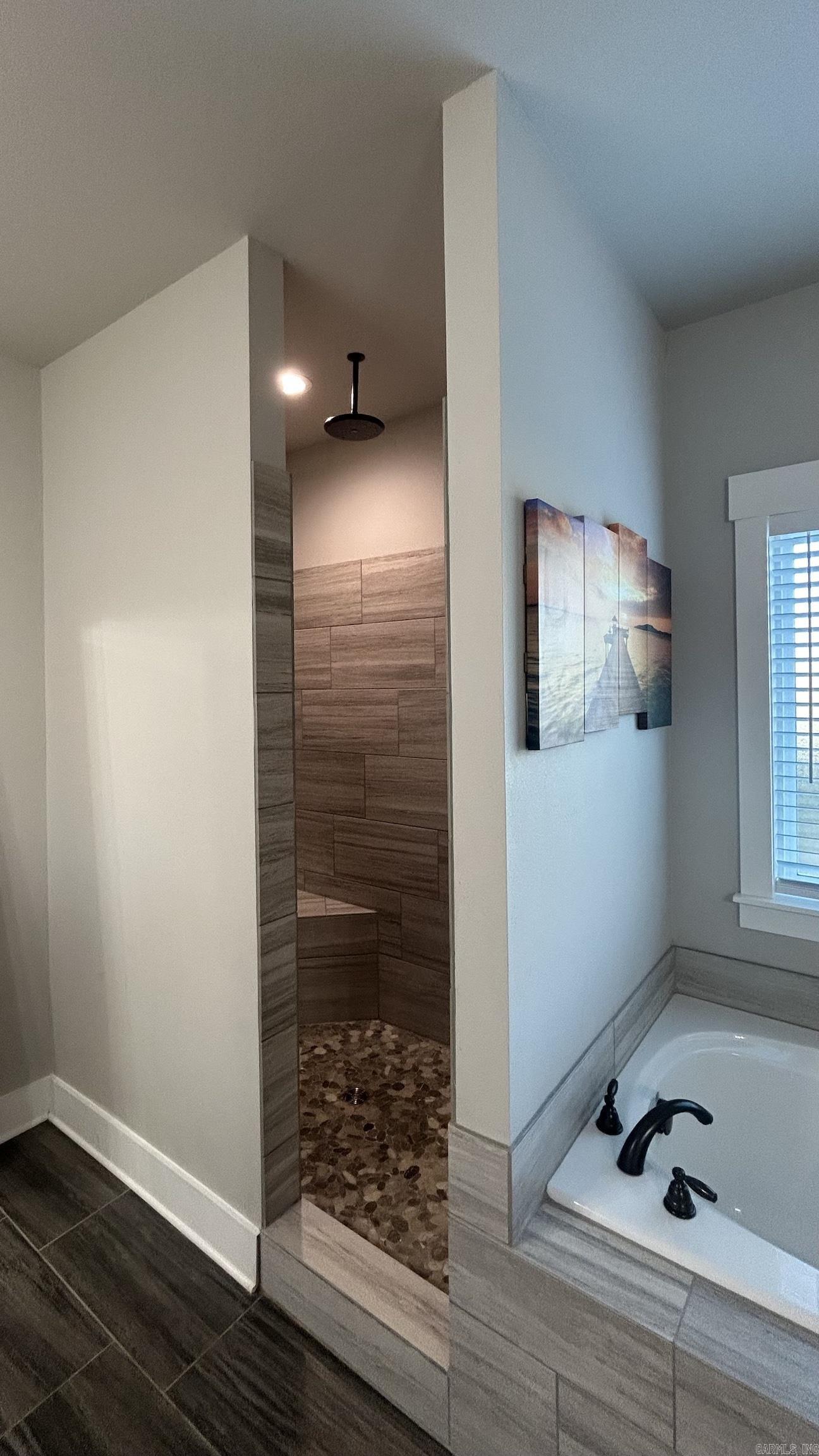 AVILLA HILLS - Residential