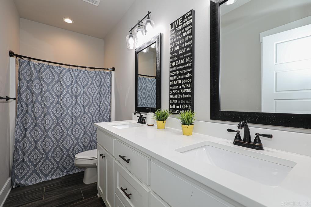 AVILLA HILLS - Residential