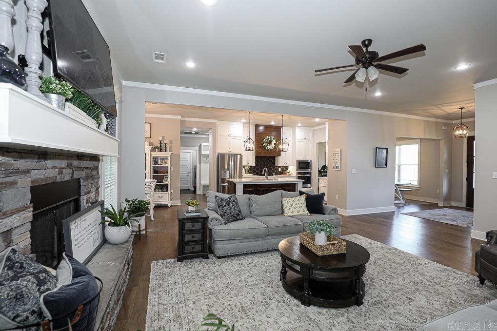 AVILLA HILLS - Residential