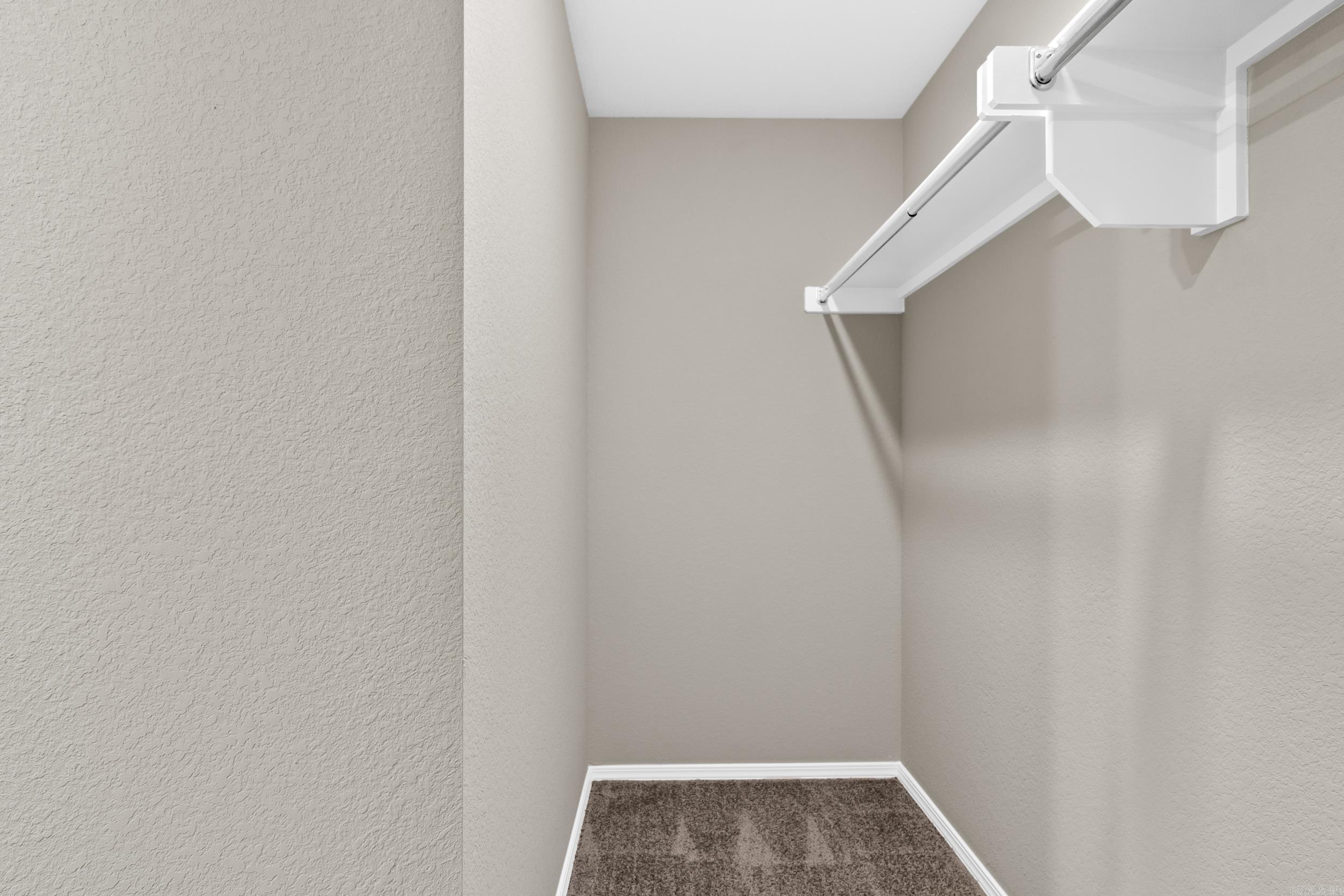 COUNTRY CLUB OF ARK THE - Residential