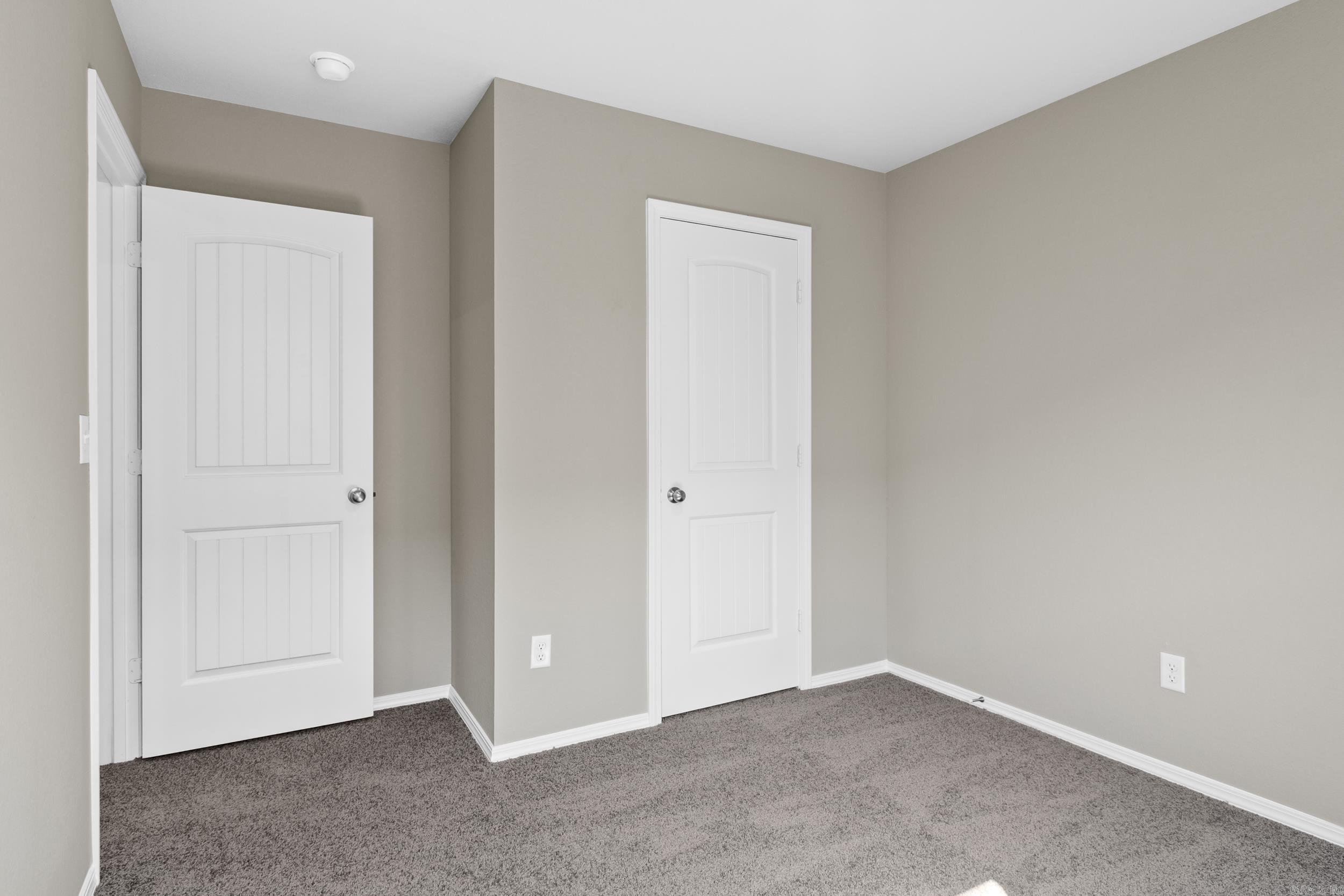 COUNTRY CLUB OF ARK THE - Residential