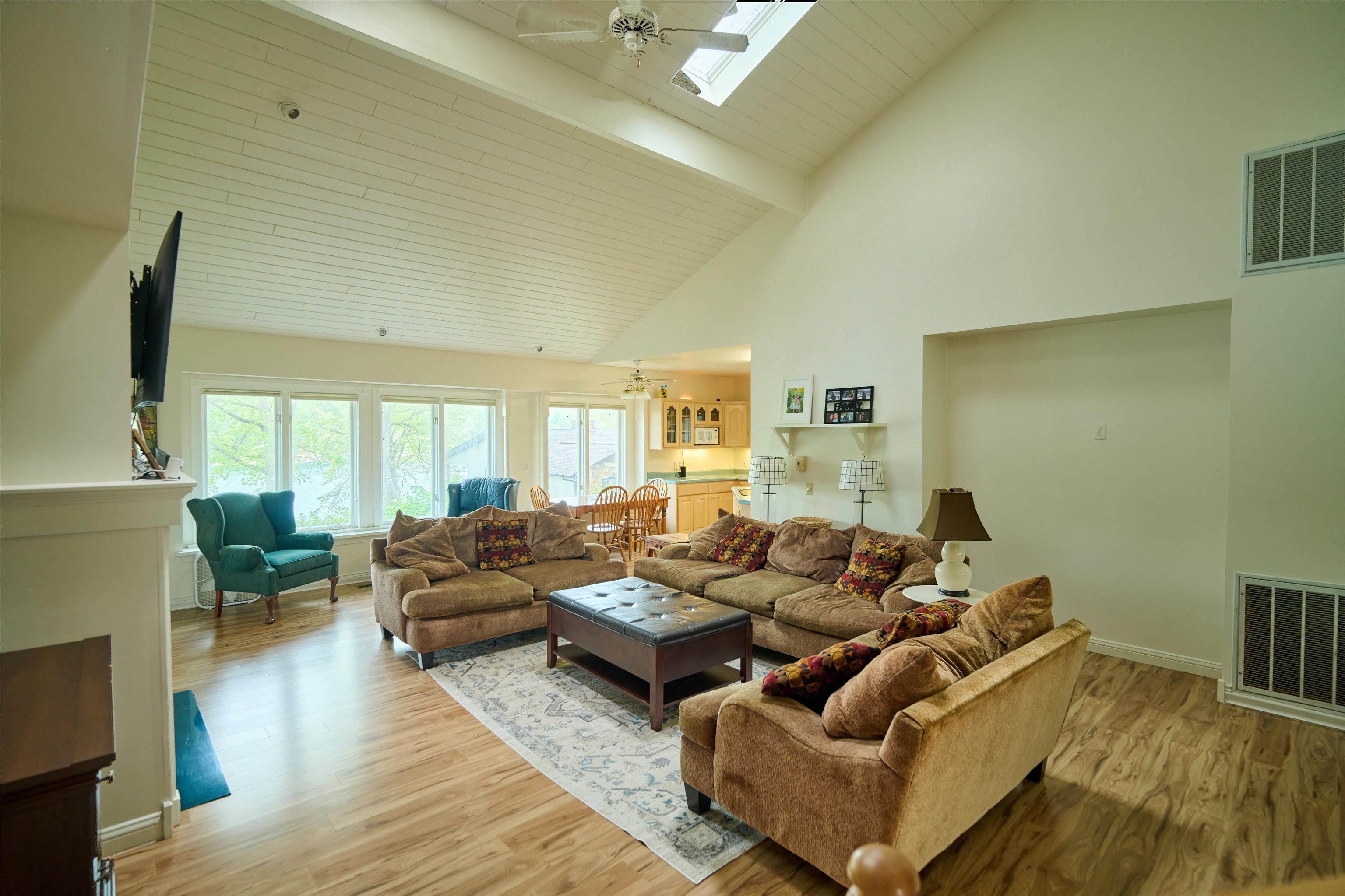 CREE SECOND - Residential