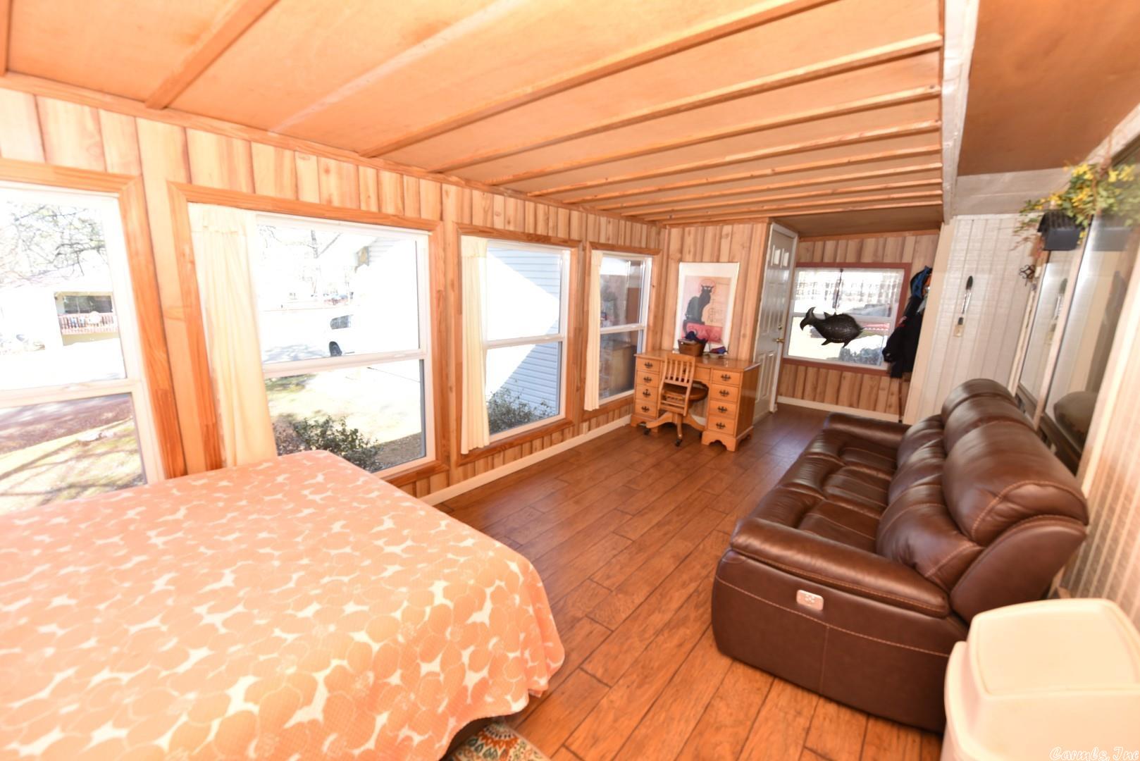 LAKEWOOD HILLS - Residential