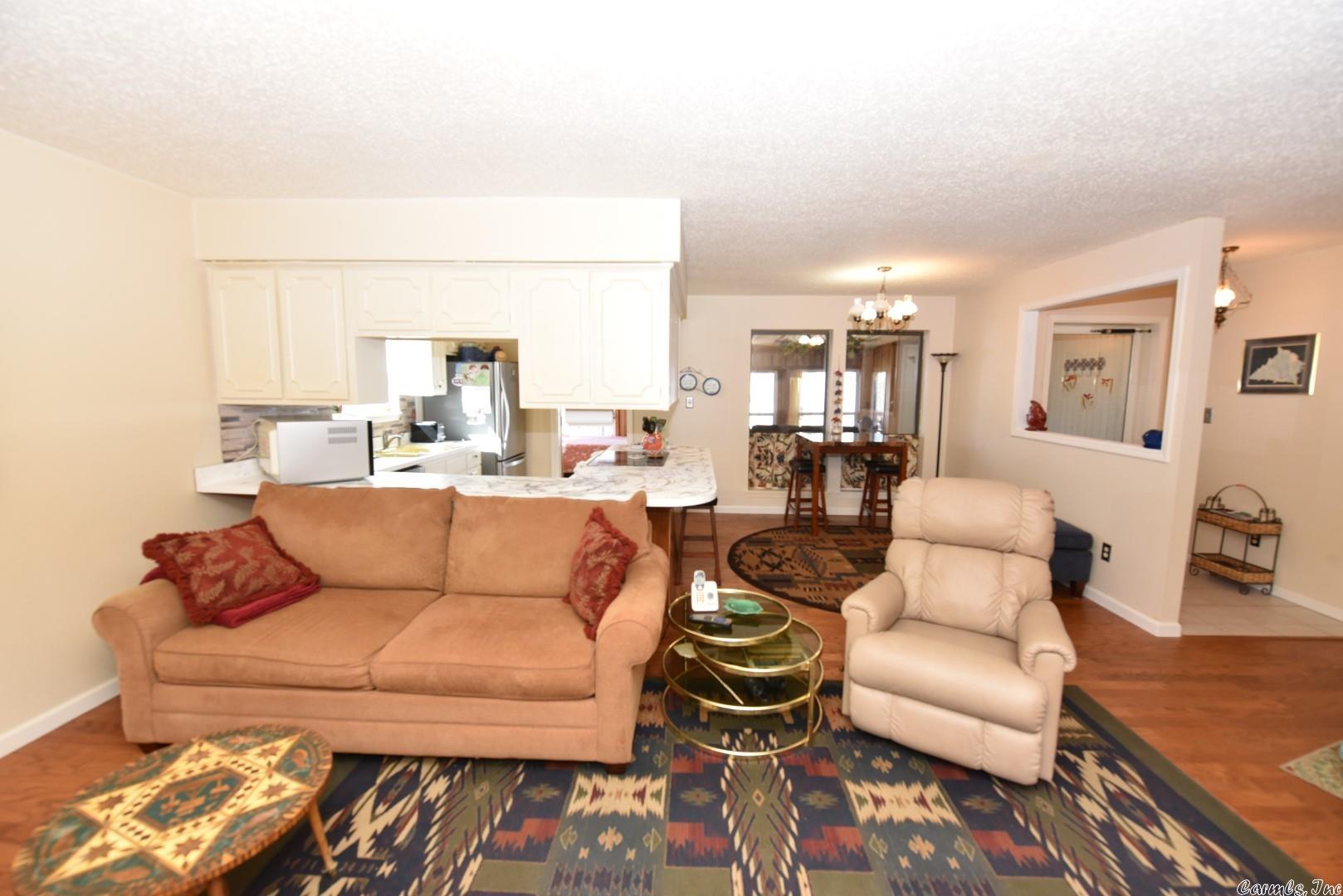 LAKEWOOD HILLS - Residential