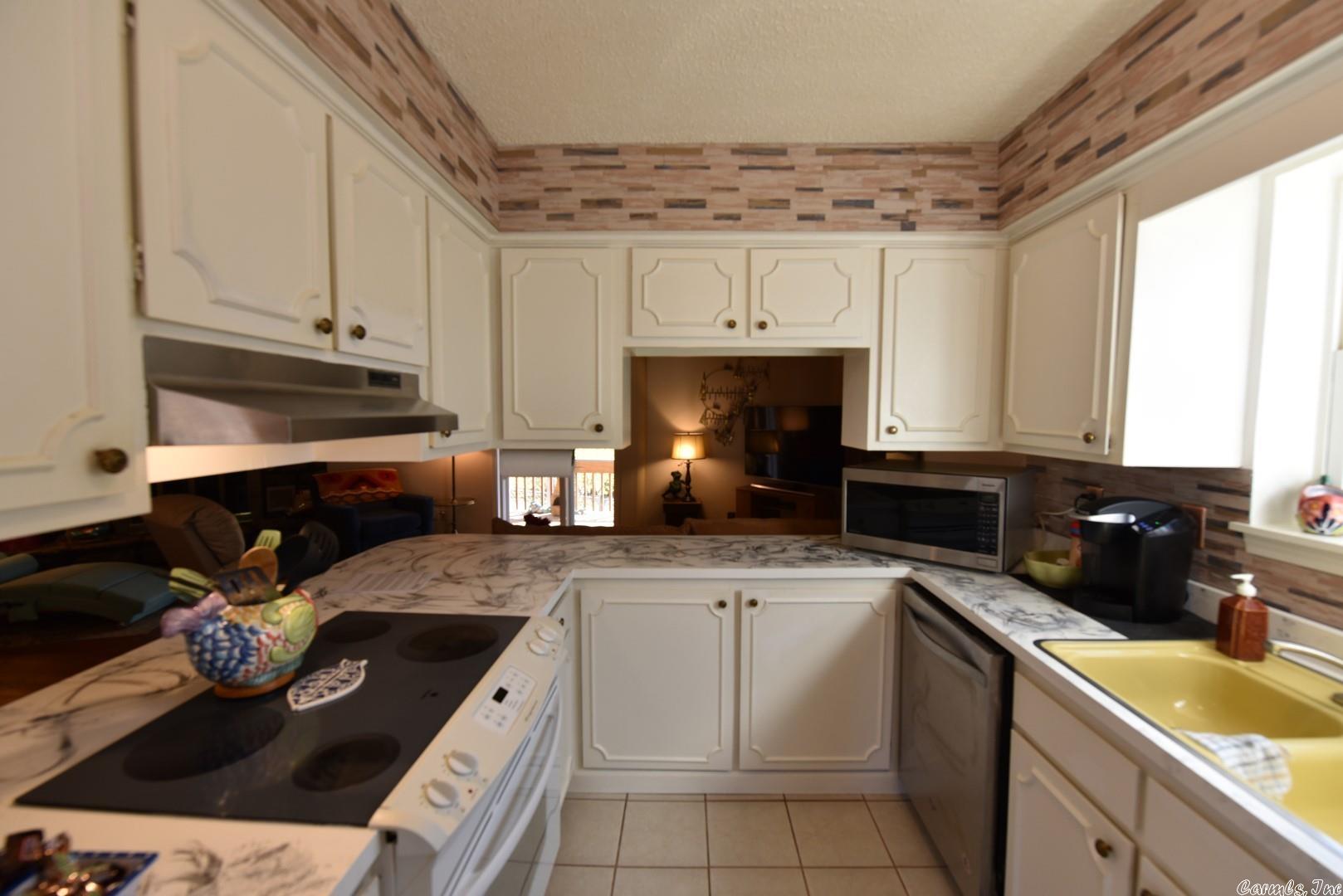 LAKEWOOD HILLS - Residential