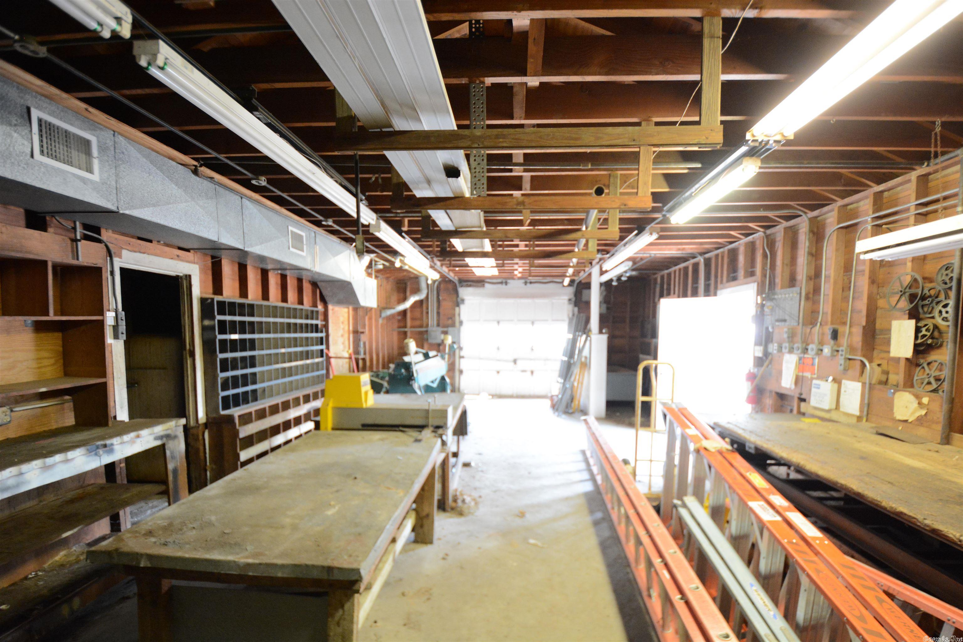 Metes & Bounds - Commercial Sale