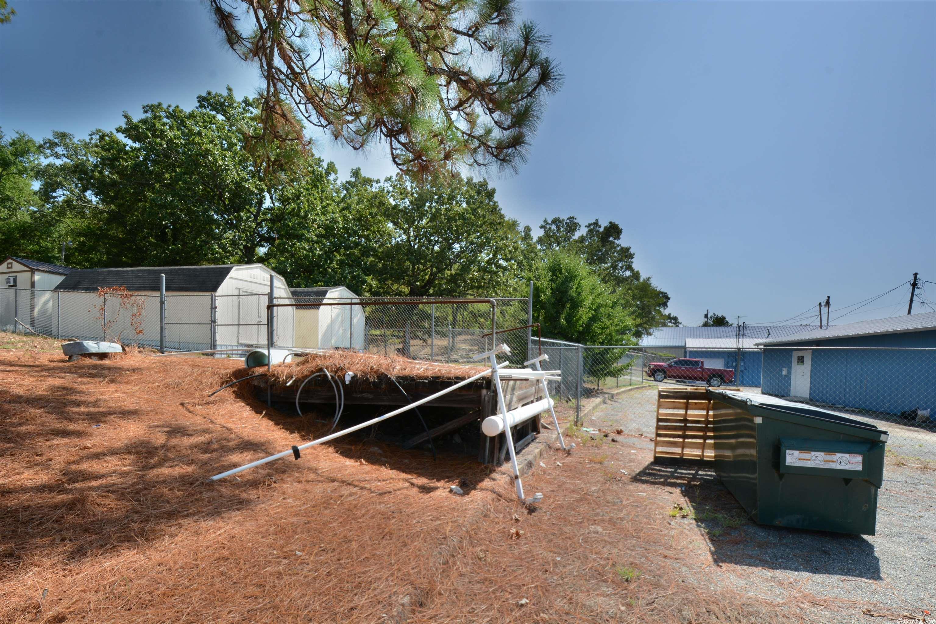 Metes & Bounds - Commercial Sale