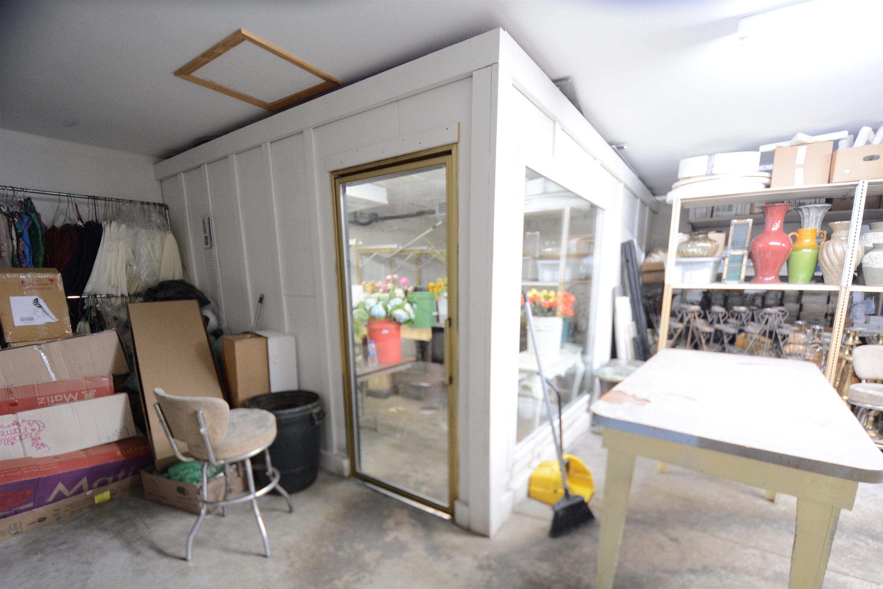 Metes & Bounds - Commercial Sale