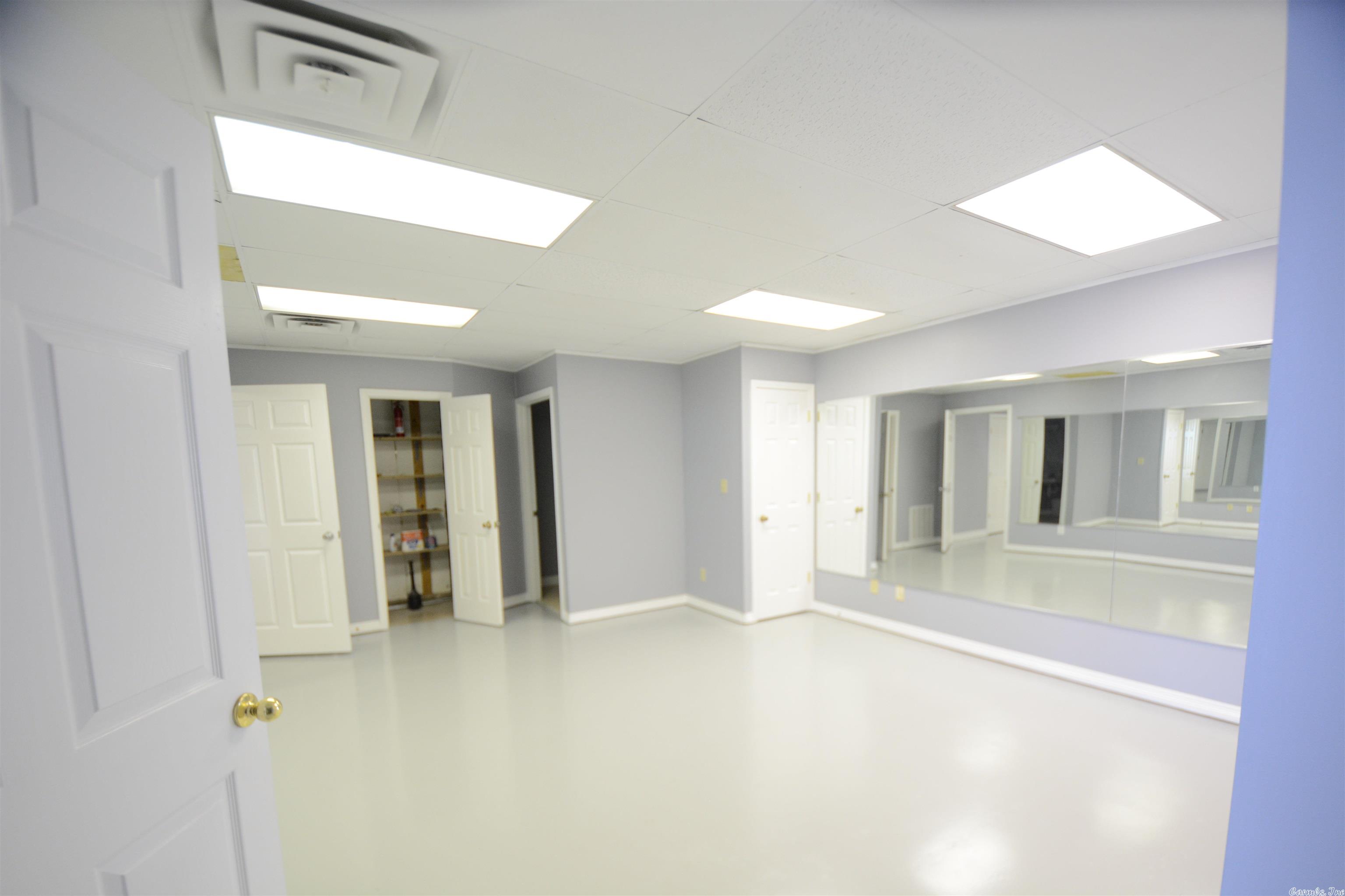 Metes & Bounds - Commercial Sale