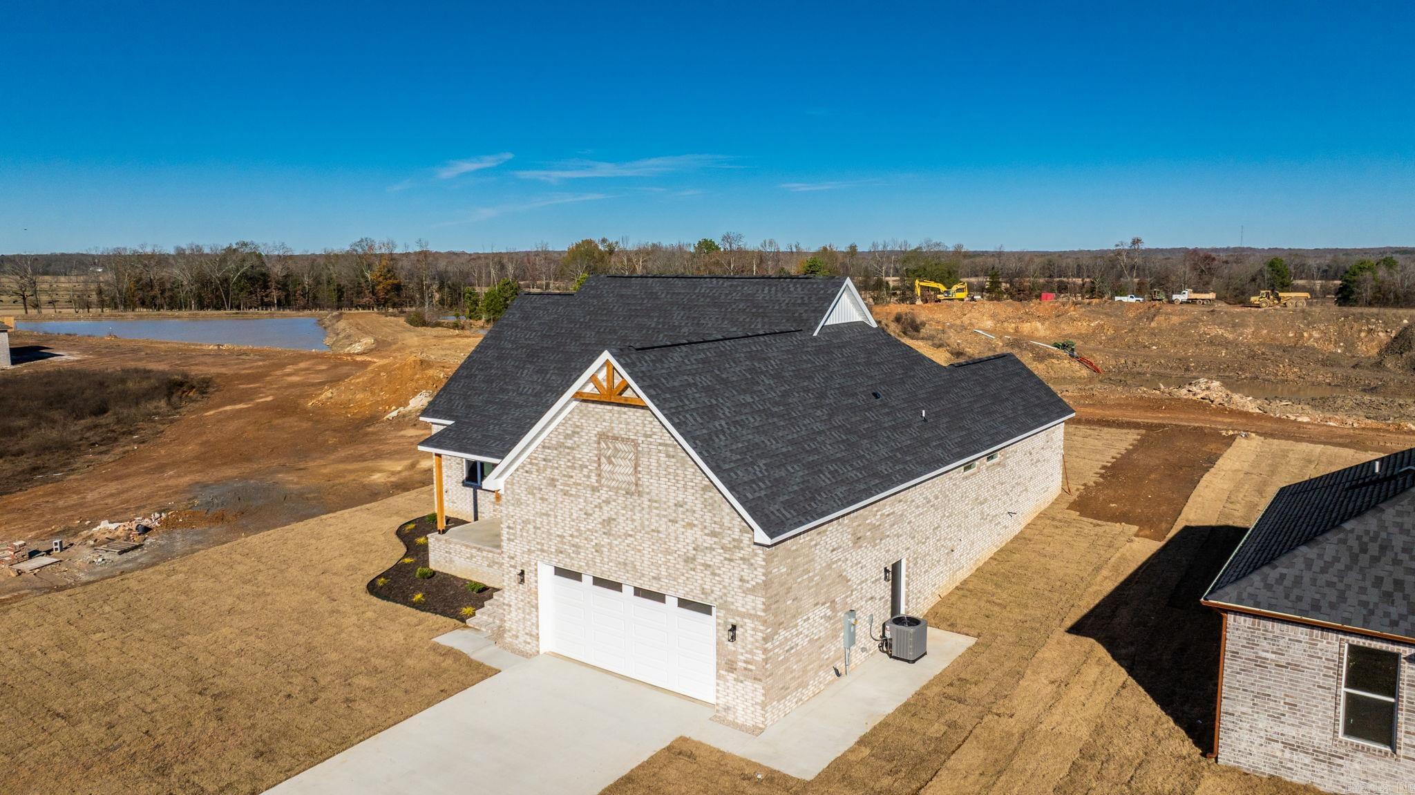 HIDDEN VALLEY ESTATES - Residential