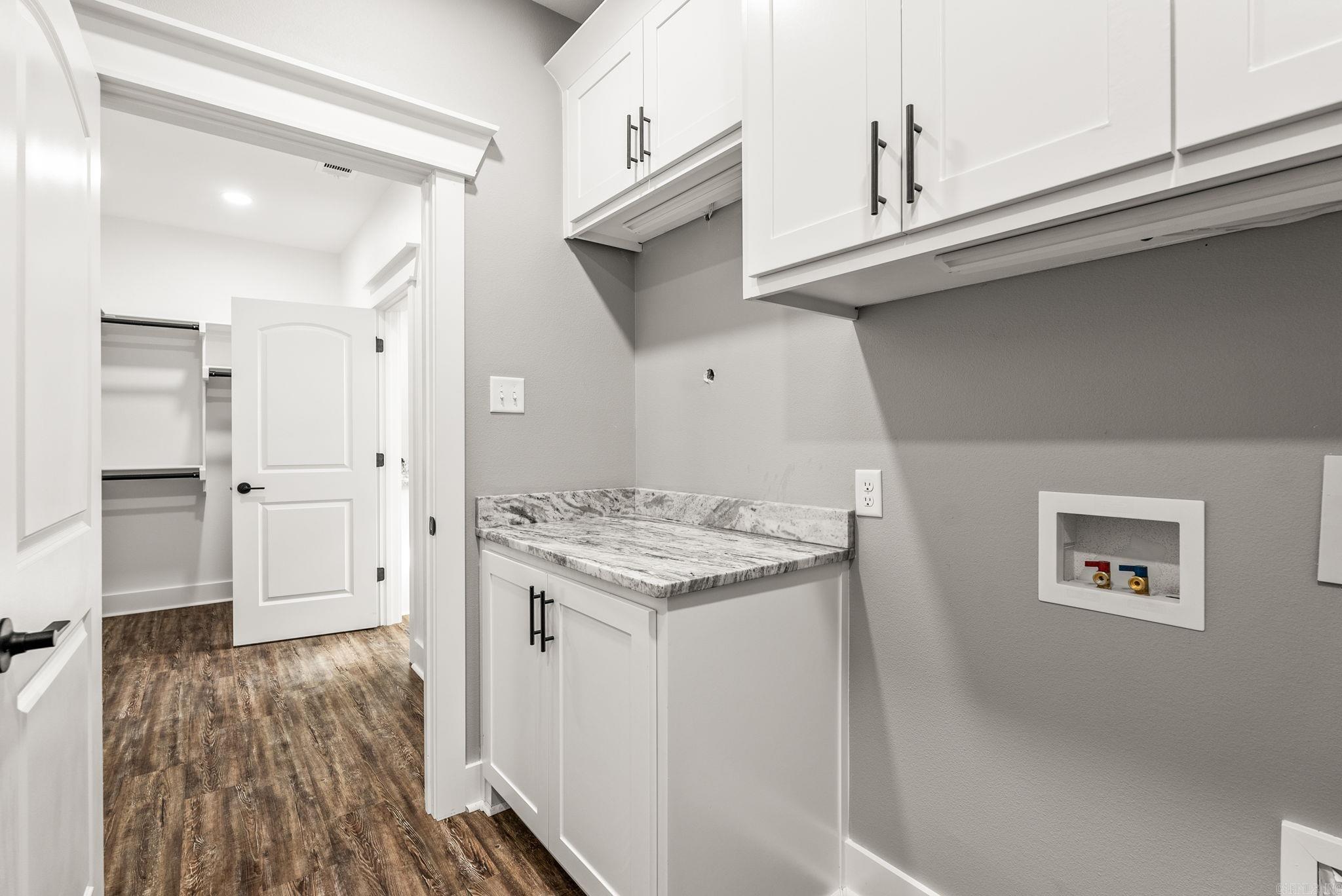 HIDDEN VALLEY ESTATES - Residential