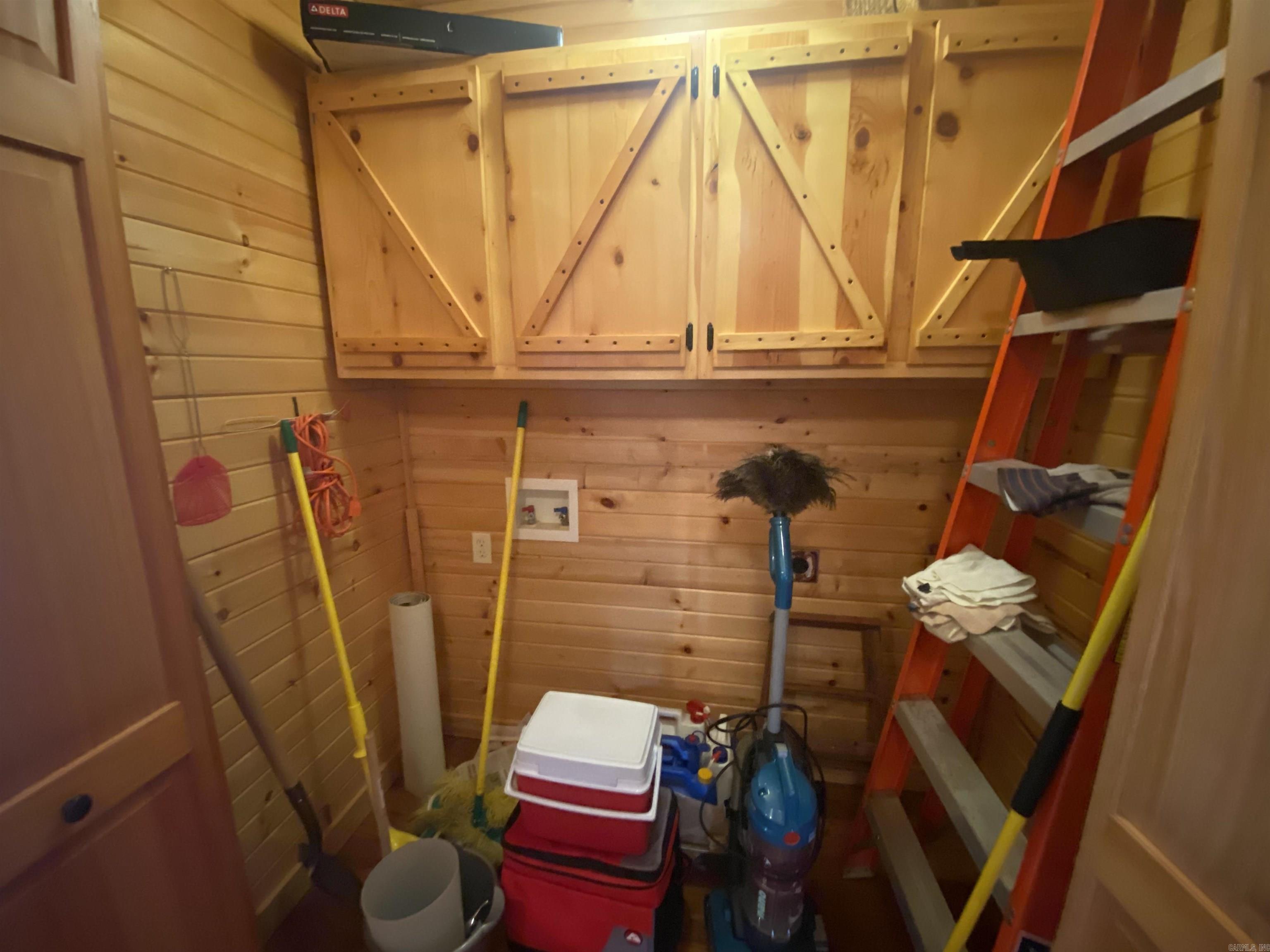 LANCASTERS-QMC HIGH COUNTRY - Residential