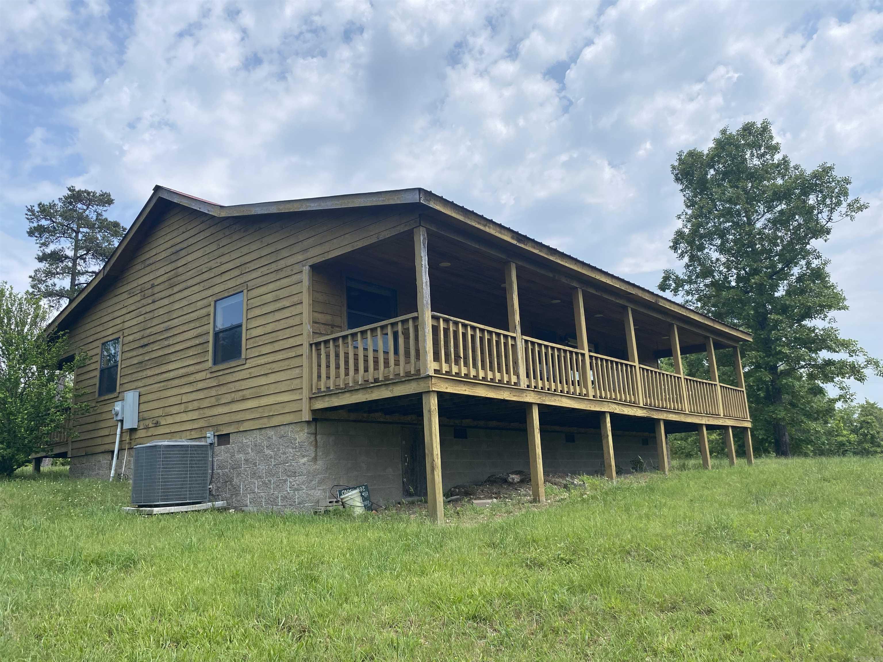 LANCASTERS-QMC HIGH COUNTRY - Residential