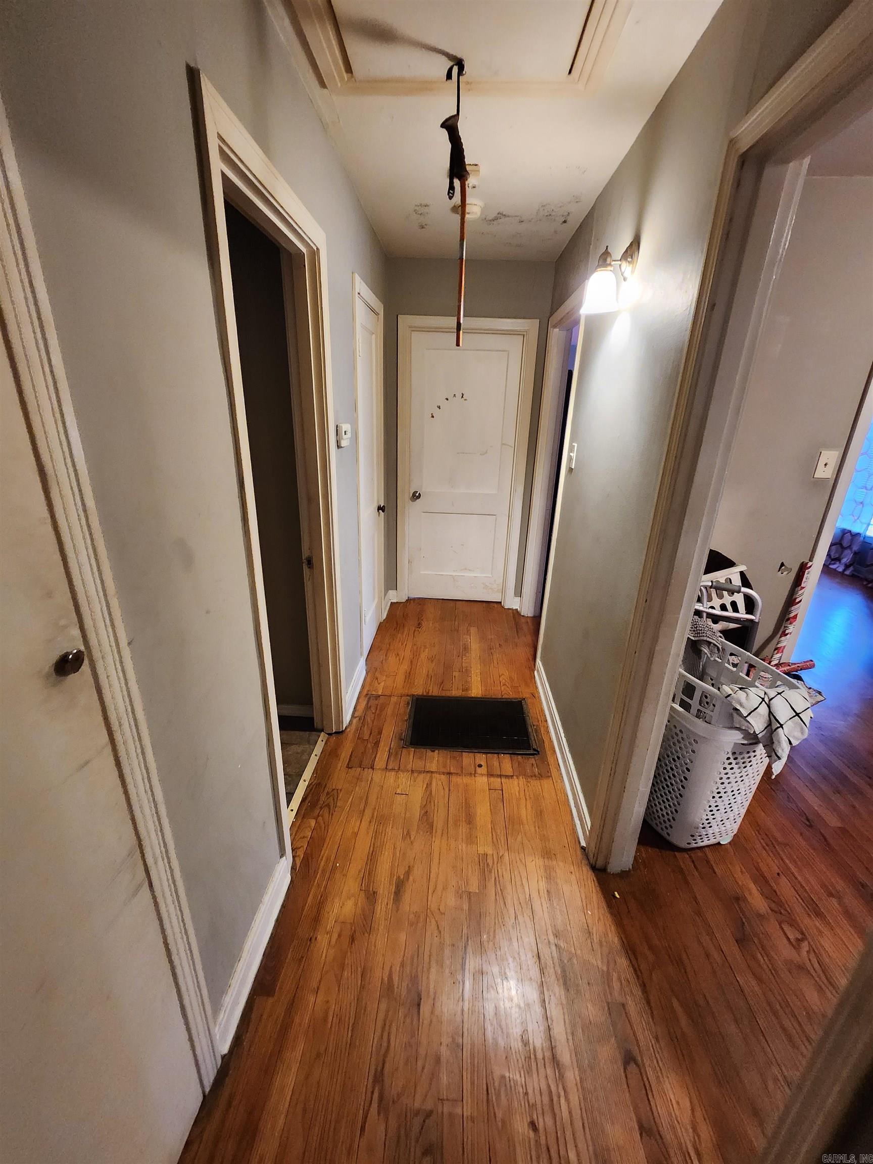 CUNNINGHAMS - Residential