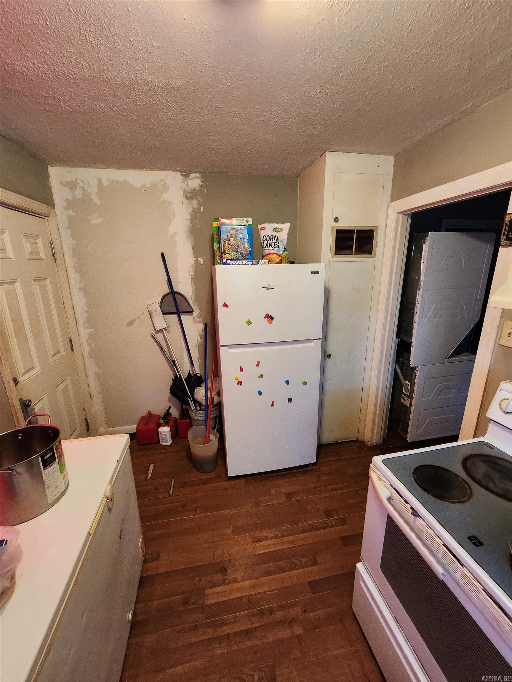 CUNNINGHAMS - Residential