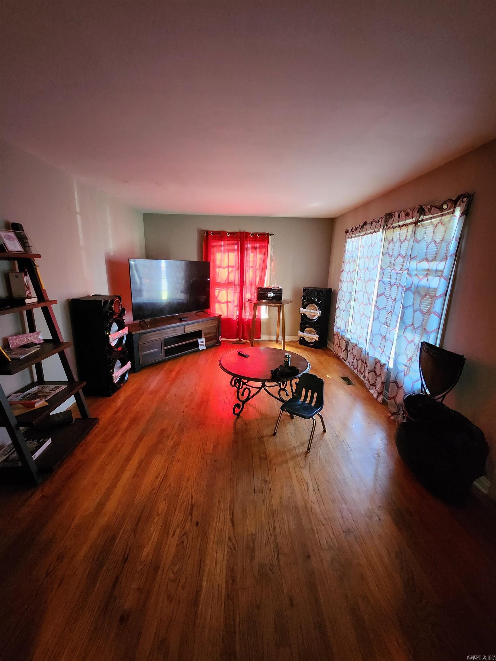 CUNNINGHAMS - Residential