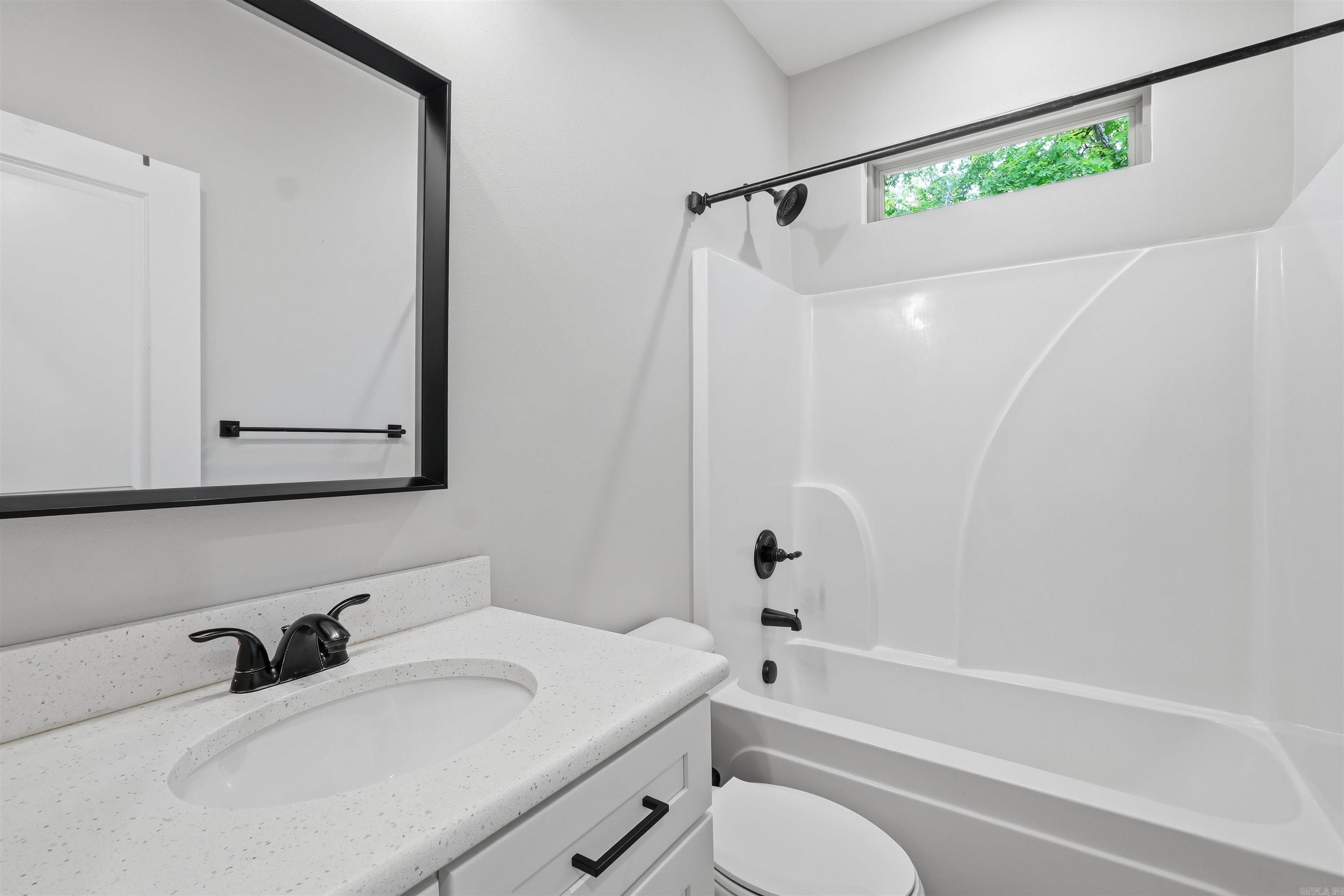 Lakeside Mountain - Residential