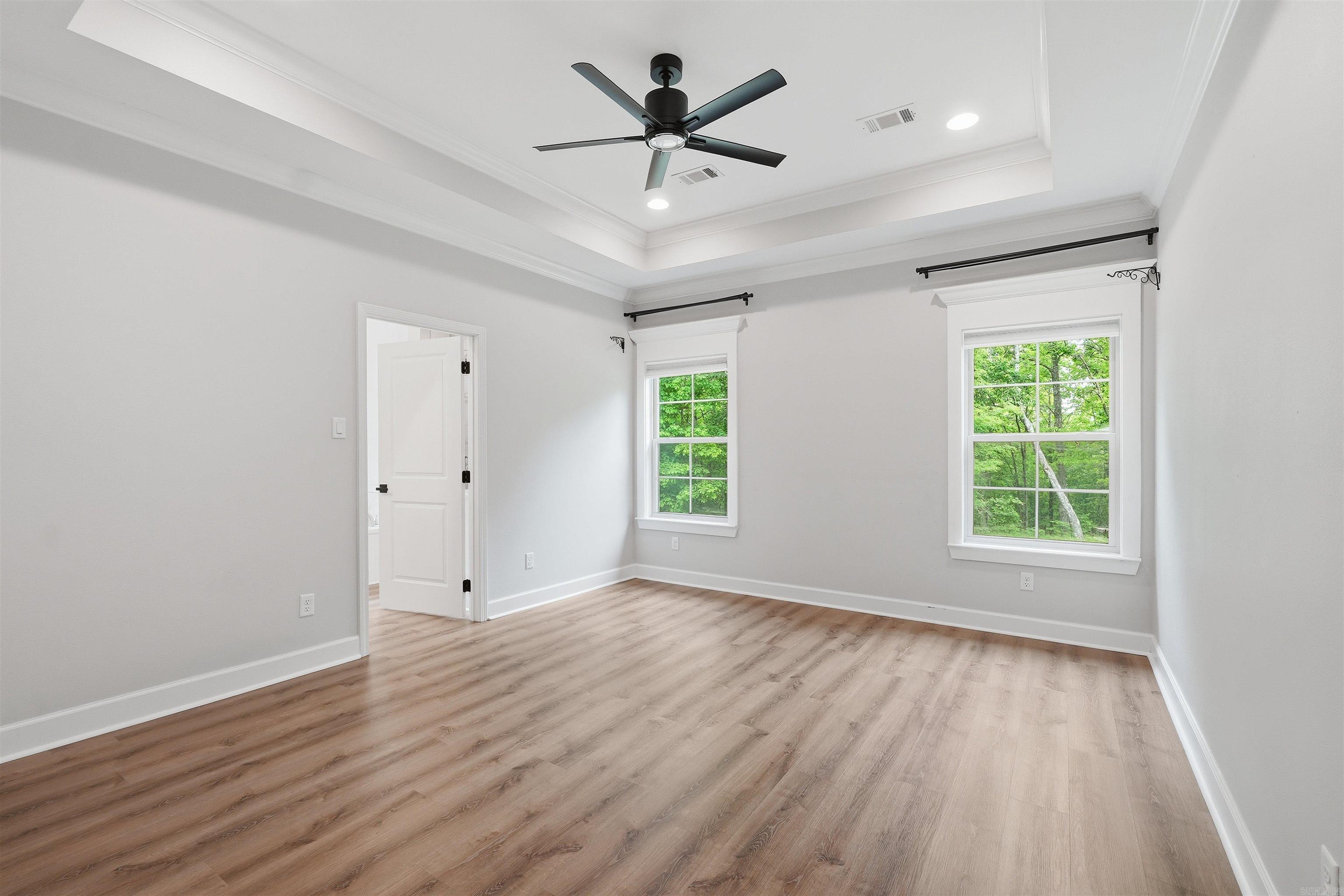 Lakeside Mountain - Residential