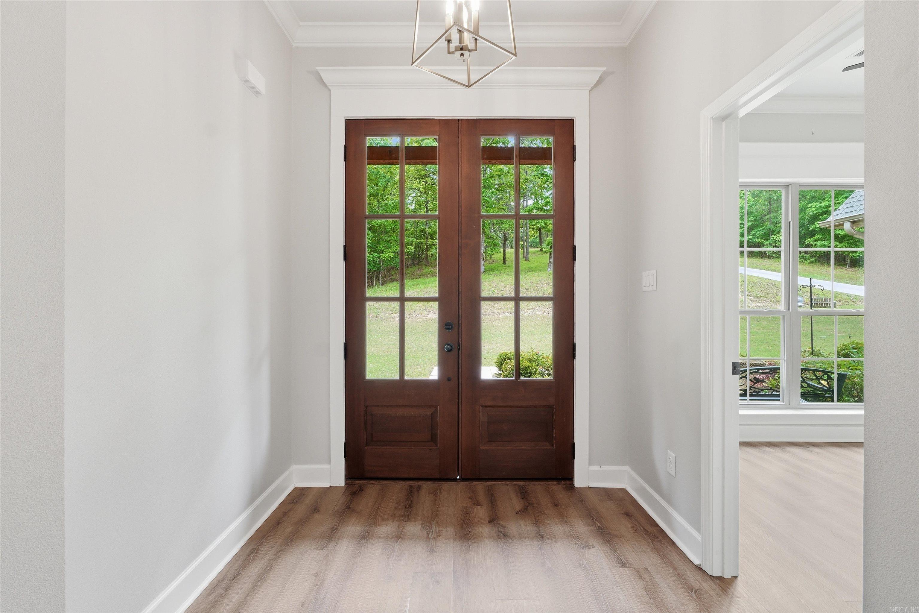 Lakeside Mountain - Residential