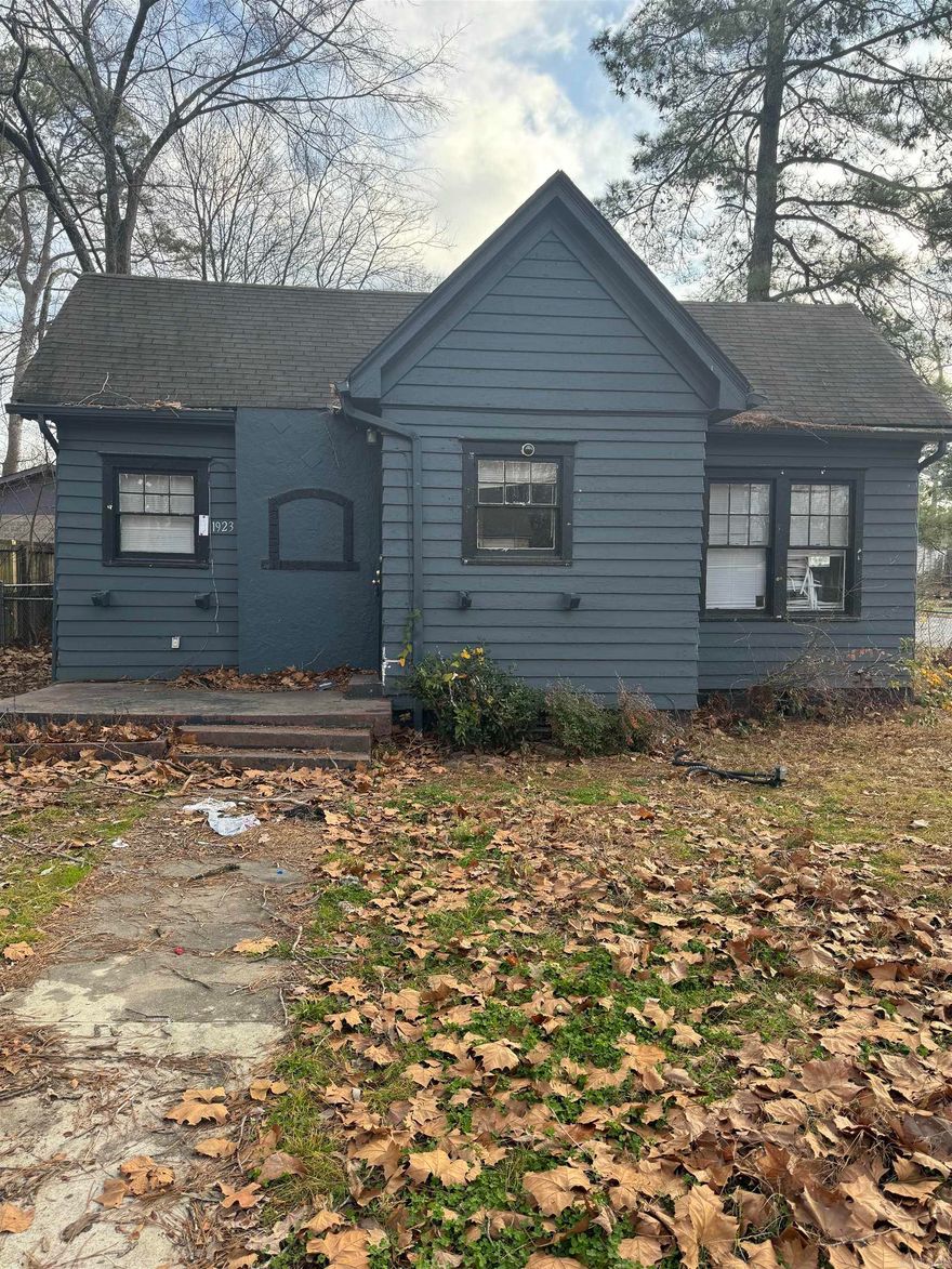 All offers must be submitted with Proof of Funds or Pre-Approval letter. Seller financing available. Property is eligible for Conventional/FHA/VA renovation financing. Seller has a lender ready with a renovation loan to help complete this project for qualified applicants.