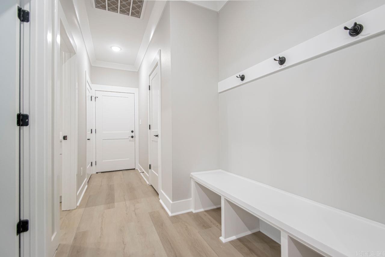 MILLERS GLENN - Residential