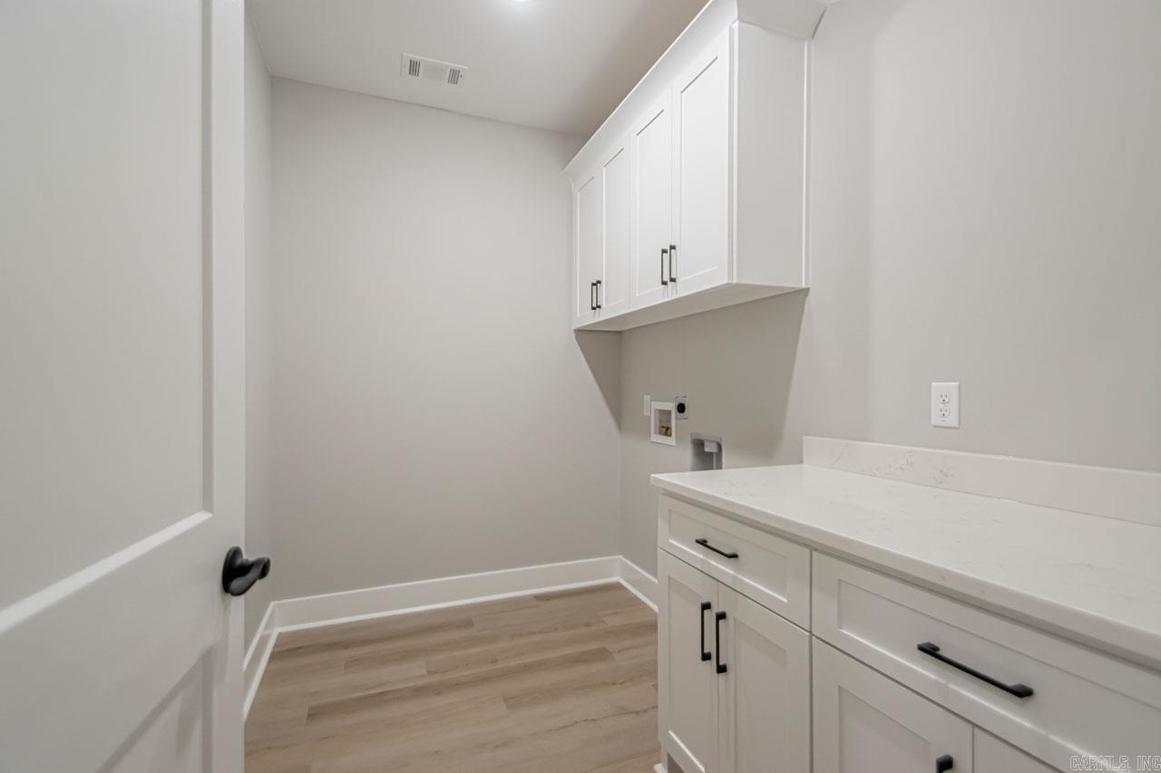 MILLERS GLENN - Residential