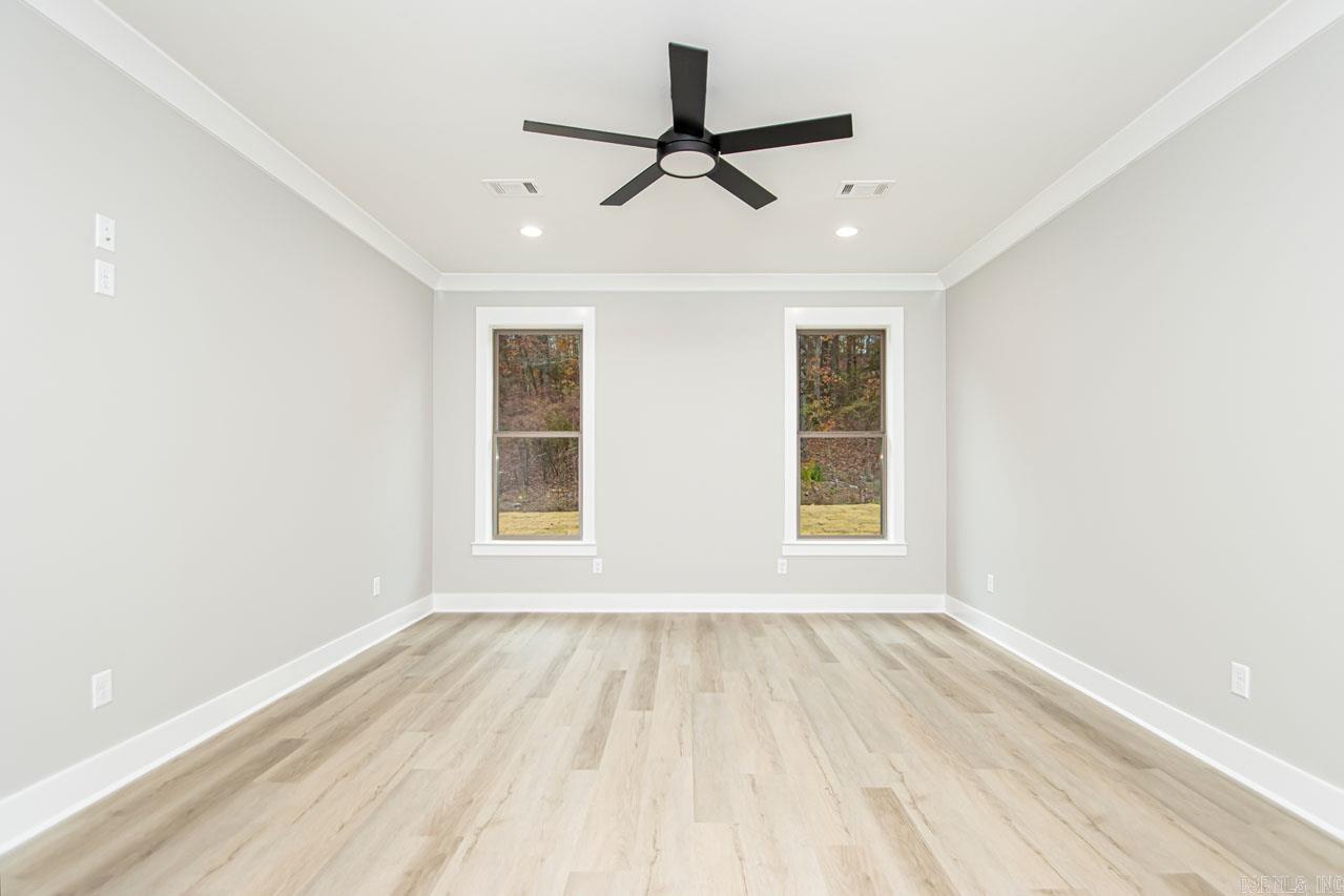 MILLERS GLENN - Residential