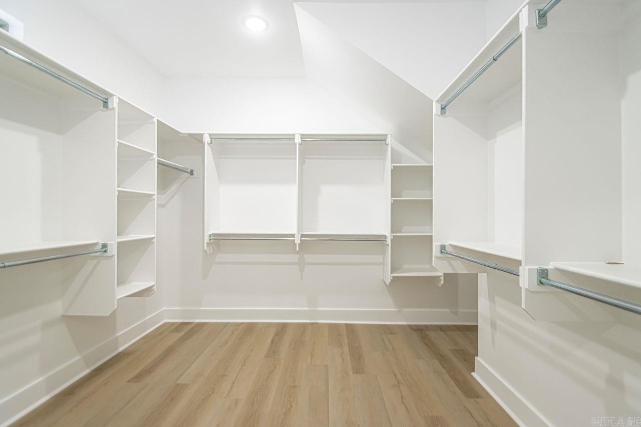 MILLERS GLENN - Residential