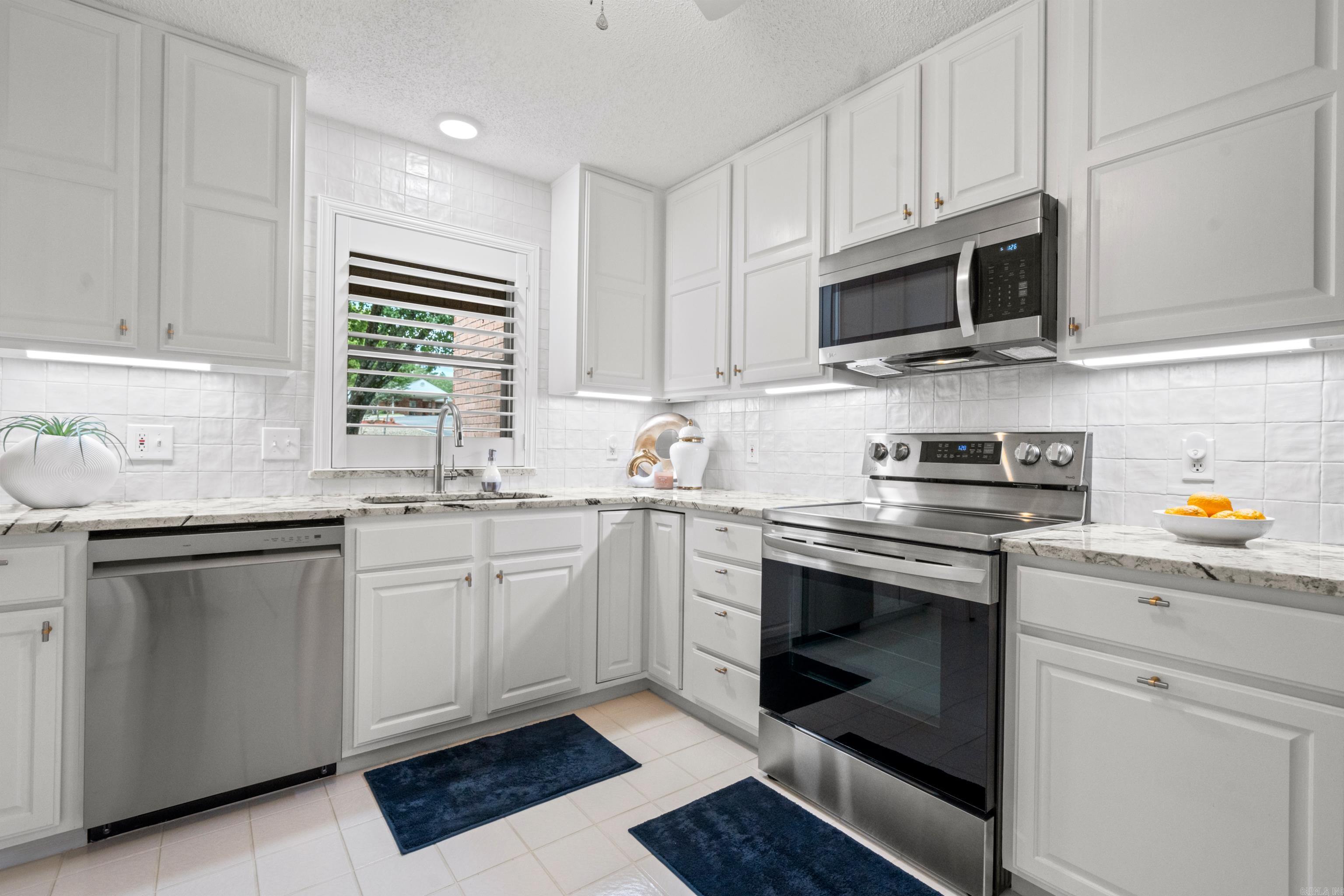 OAKS GARDEN HOMES - Residential