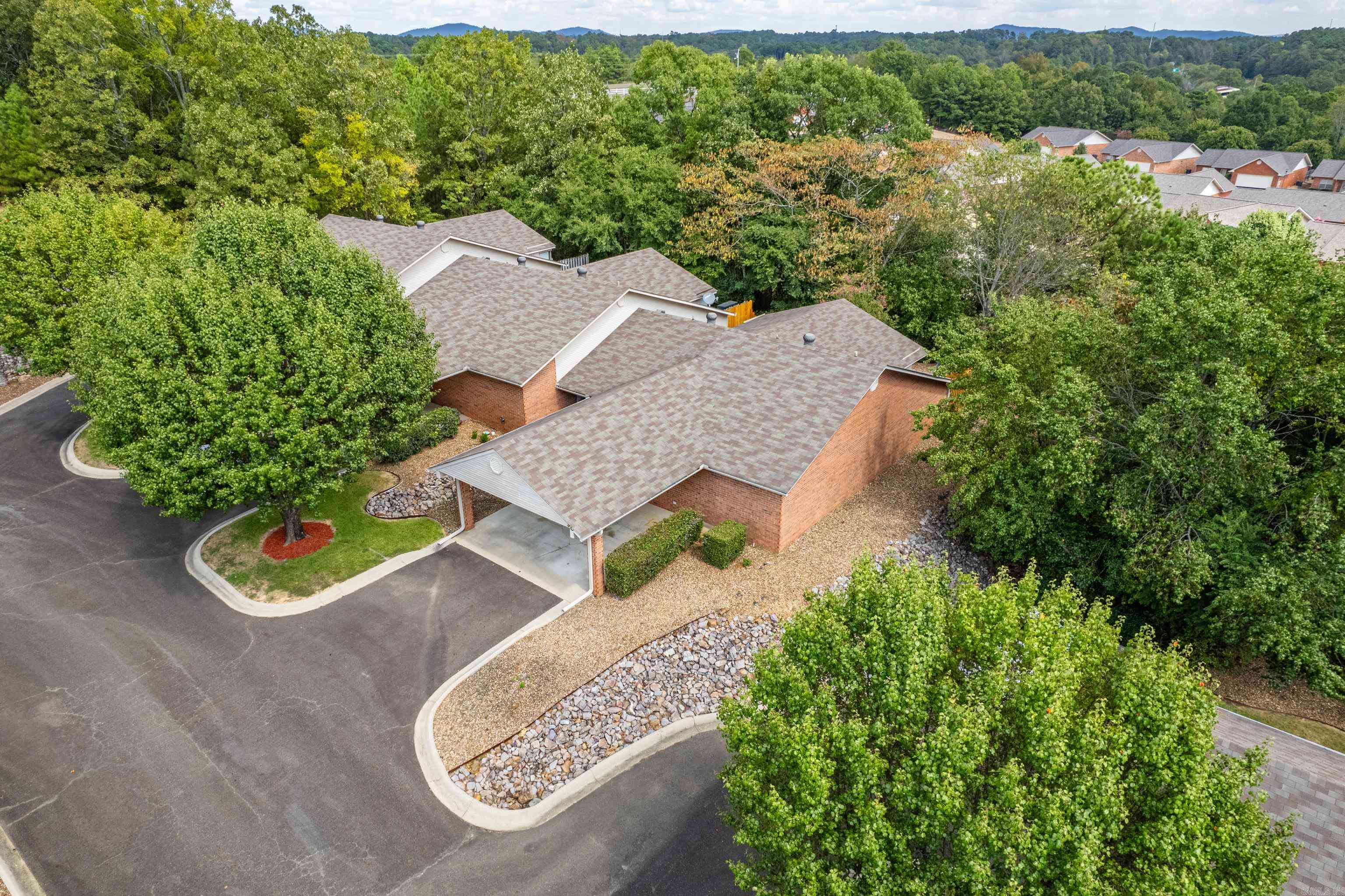 OAKS GARDEN HOMES - Residential