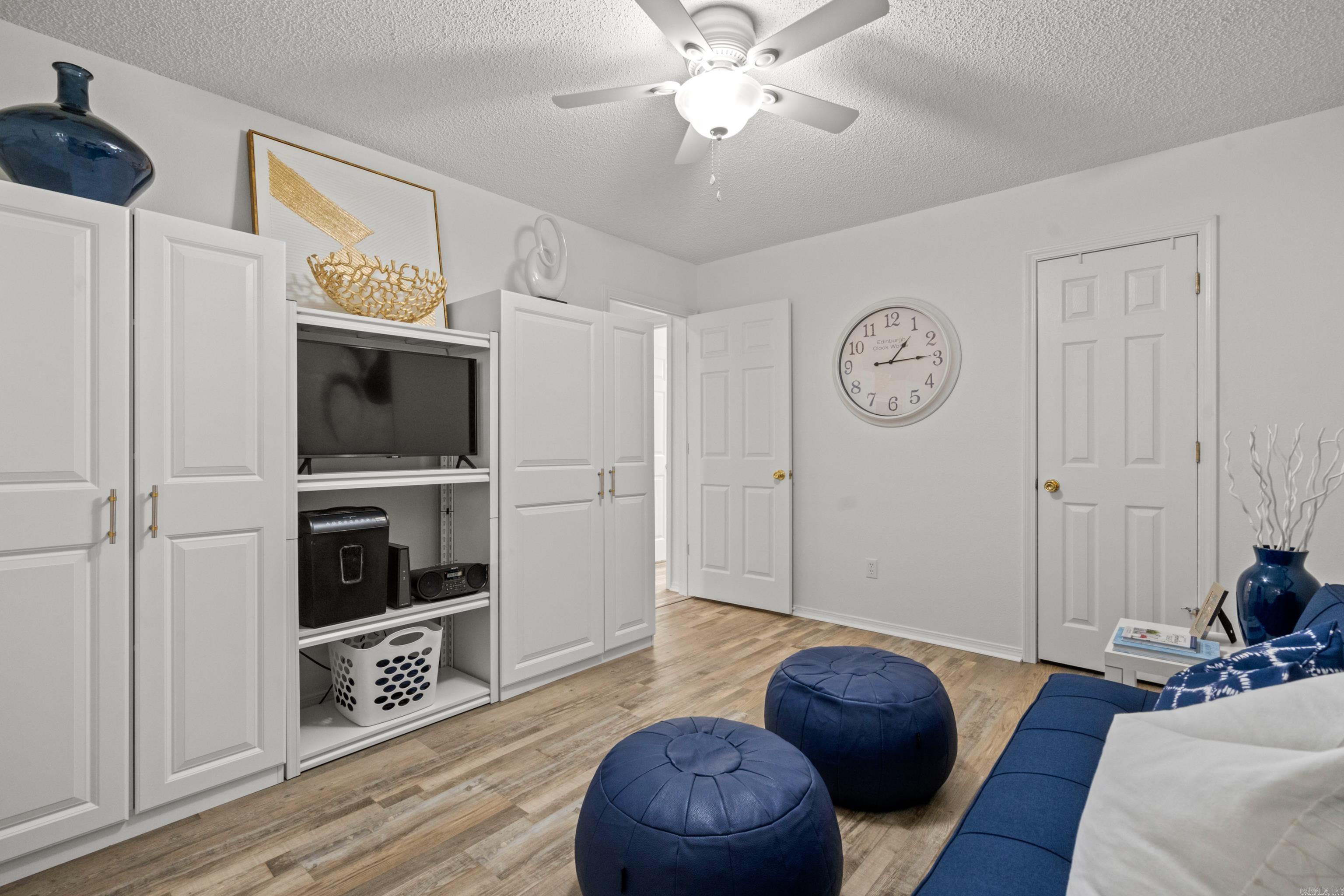 OAKS GARDEN HOMES - Residential