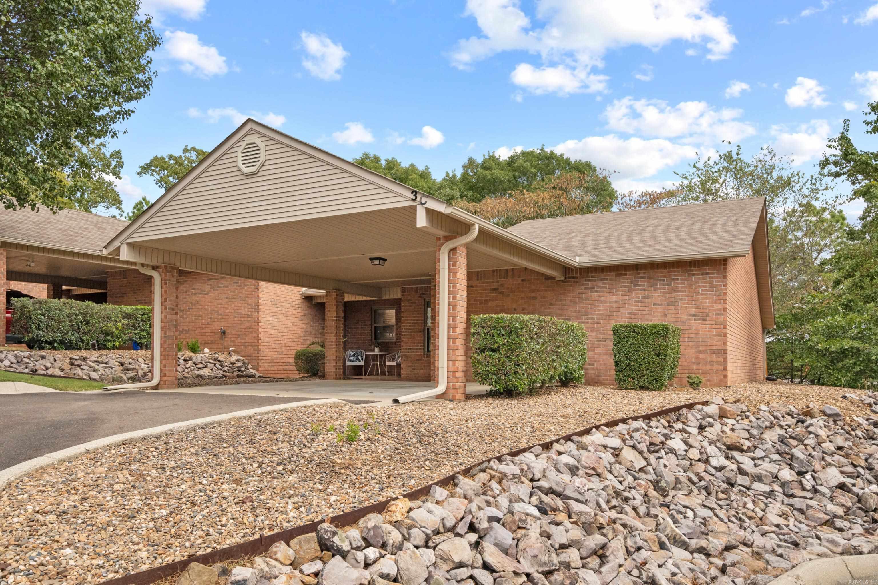 OAKS GARDEN HOMES - Residential