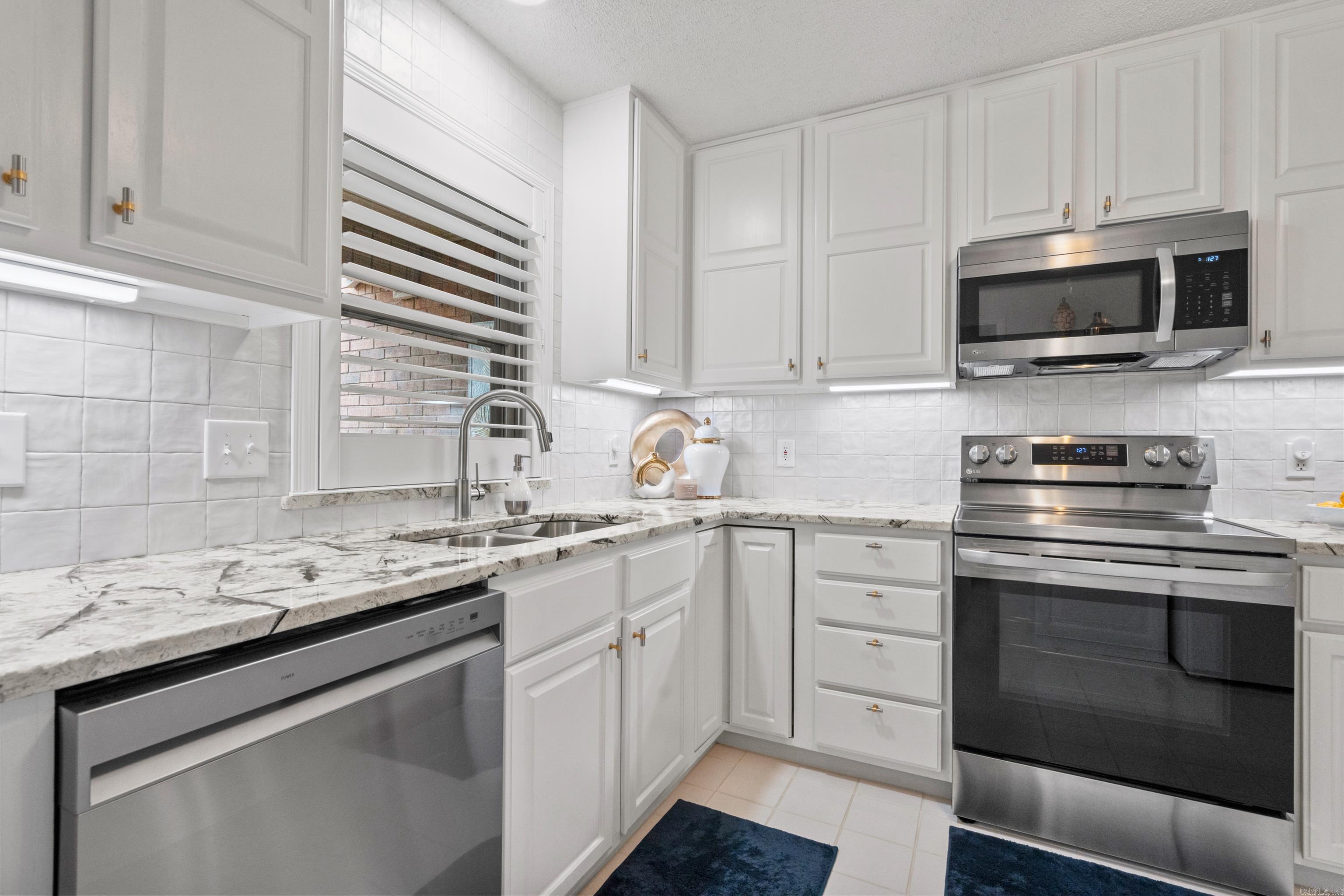 OAKS GARDEN HOMES - Residential