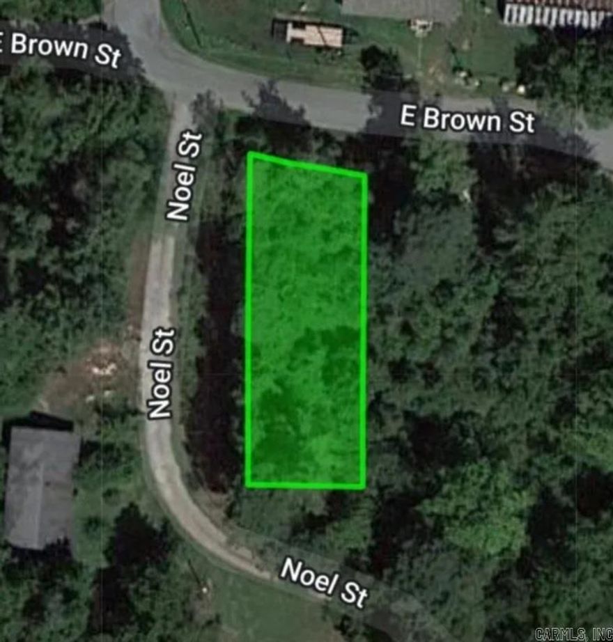 Time to build your new home, place a mobile, manufactured home or tiny home on this .17 (+/-) acre lot in Hensley, Arkansas of Pulaski County (just south of Little Rock). It is level, partially wooded and private. Property conveys a Limited Warranty Deed. Owner financing available. Call or text today for more information.