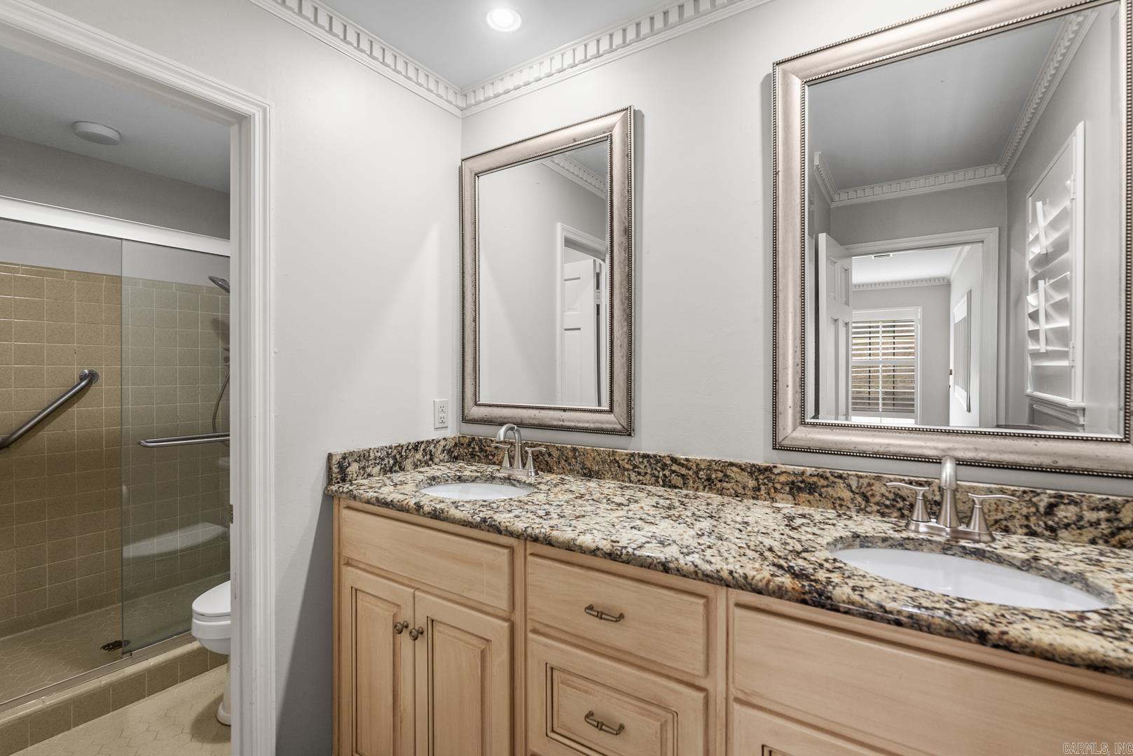 COLONY WEST - Residential