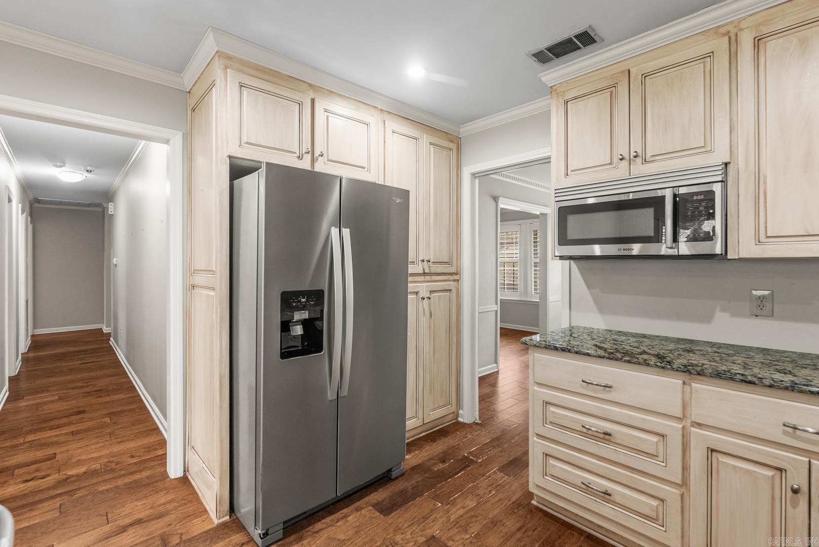 COLONY WEST - Residential