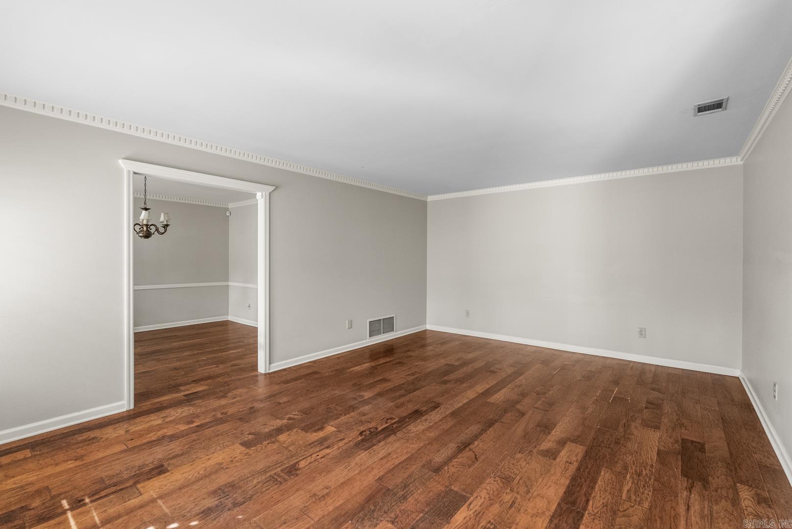 COLONY WEST - Residential