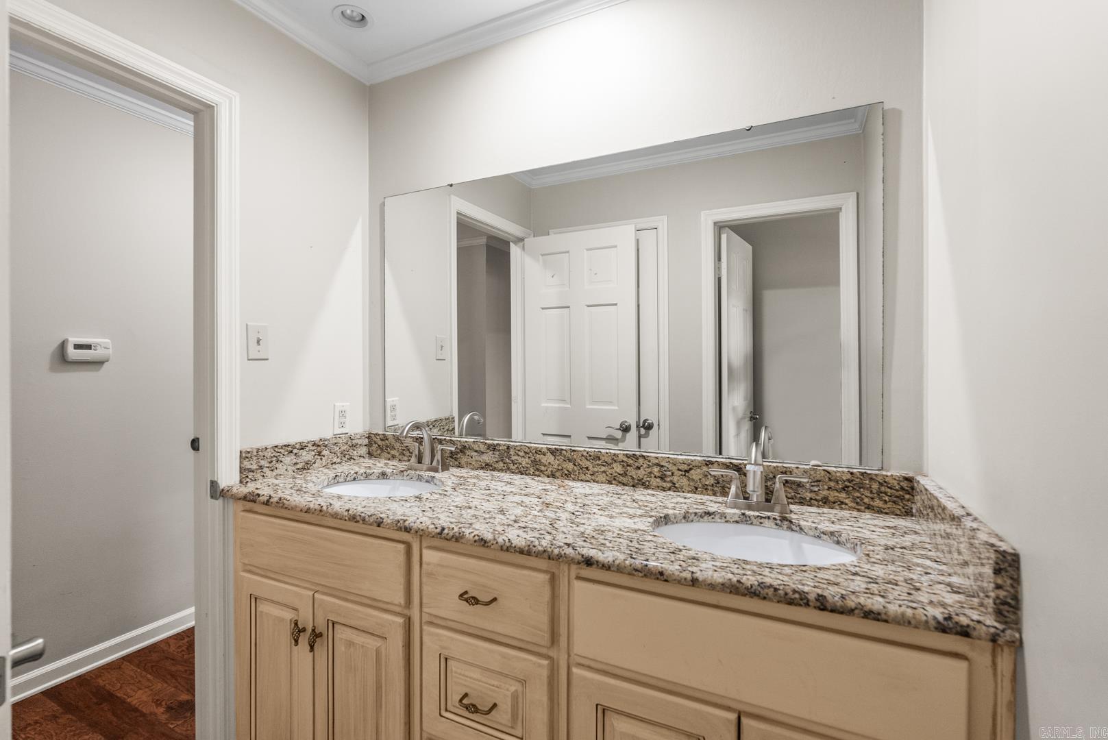 COLONY WEST - Residential