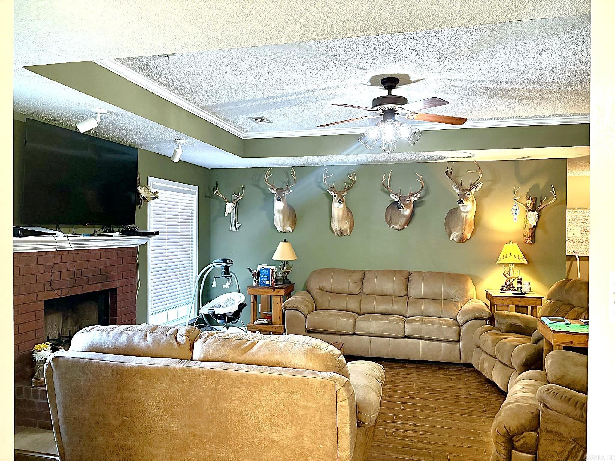 HONEYSUCKLE HILLS ADD - Residential