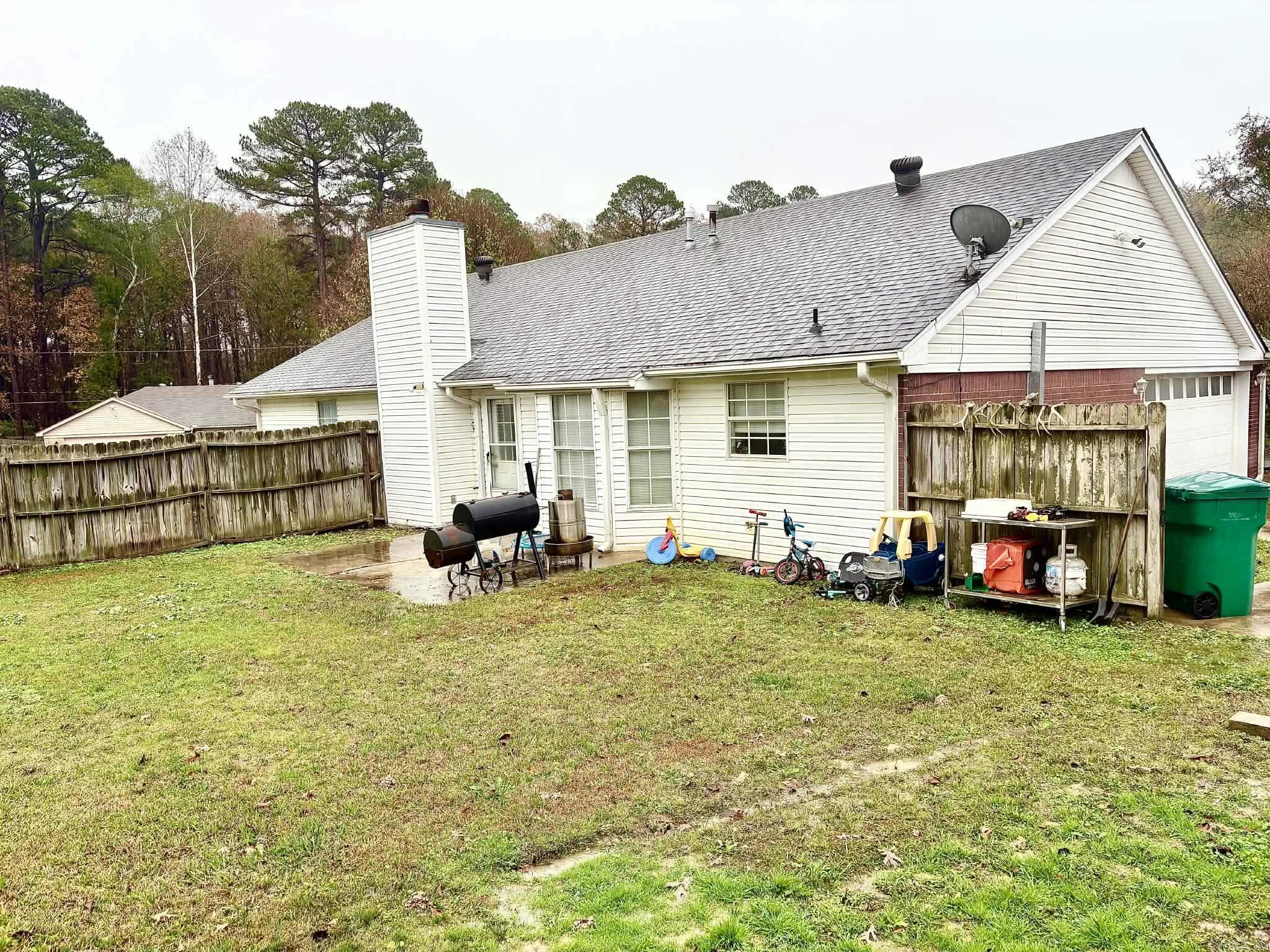 HONEYSUCKLE HILLS ADD - Residential