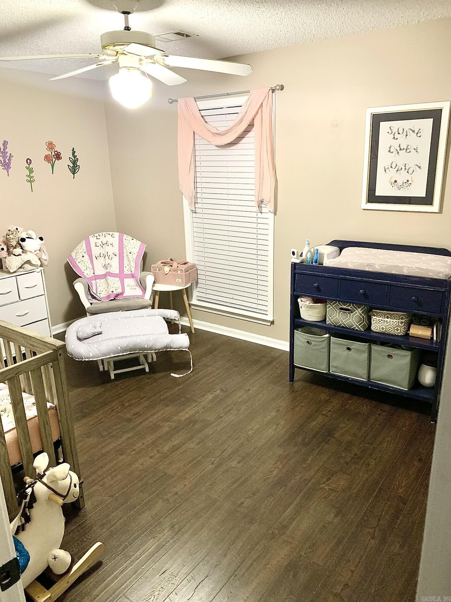 HONEYSUCKLE HILLS ADD - Residential