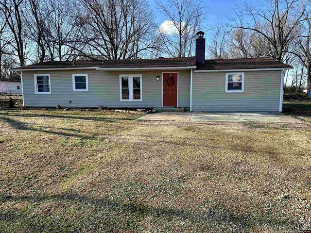 Pristine, move in ready, completely remodeled home in Gassville! This home is equipped with all new paint, flooring, carpet, mini splits, windows, etc. Enjoy evenings with your family in the massive back yard while still being conveniently located in city limits.