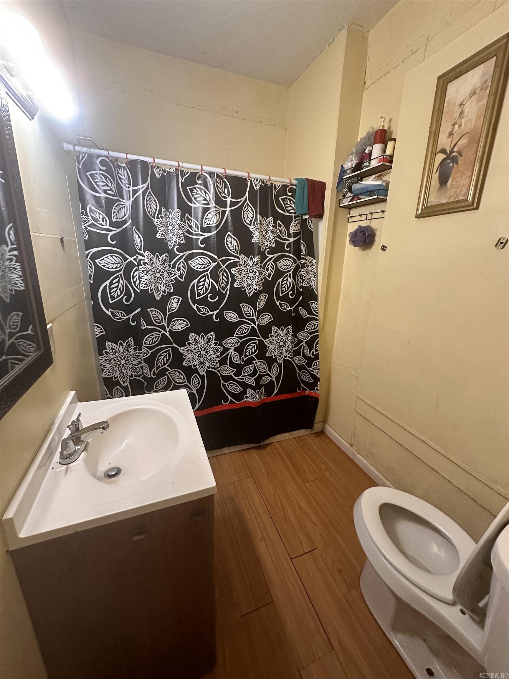 BARTONS ADDN - Residential