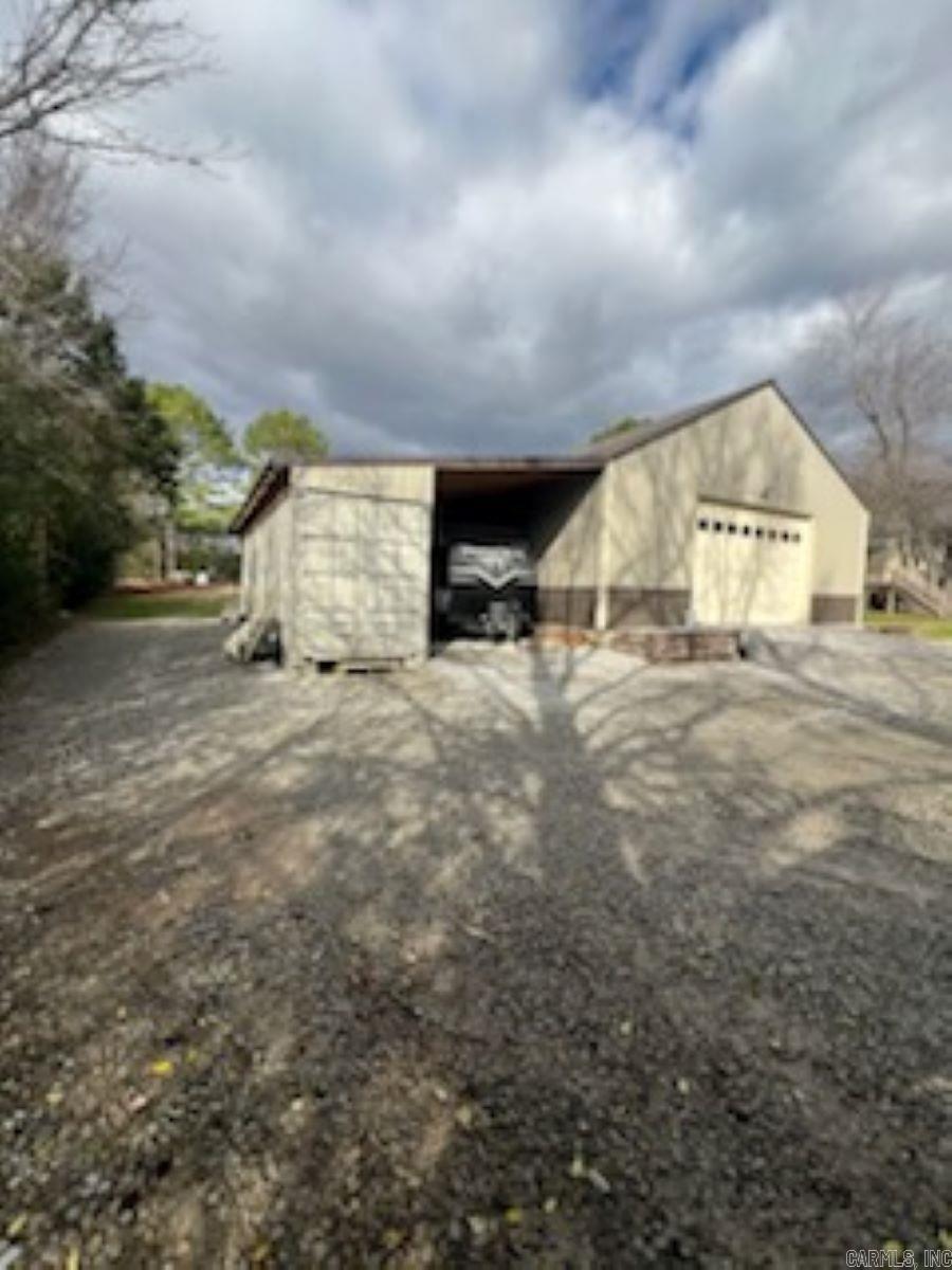 ROSE BUD OUTLOTS - Residential