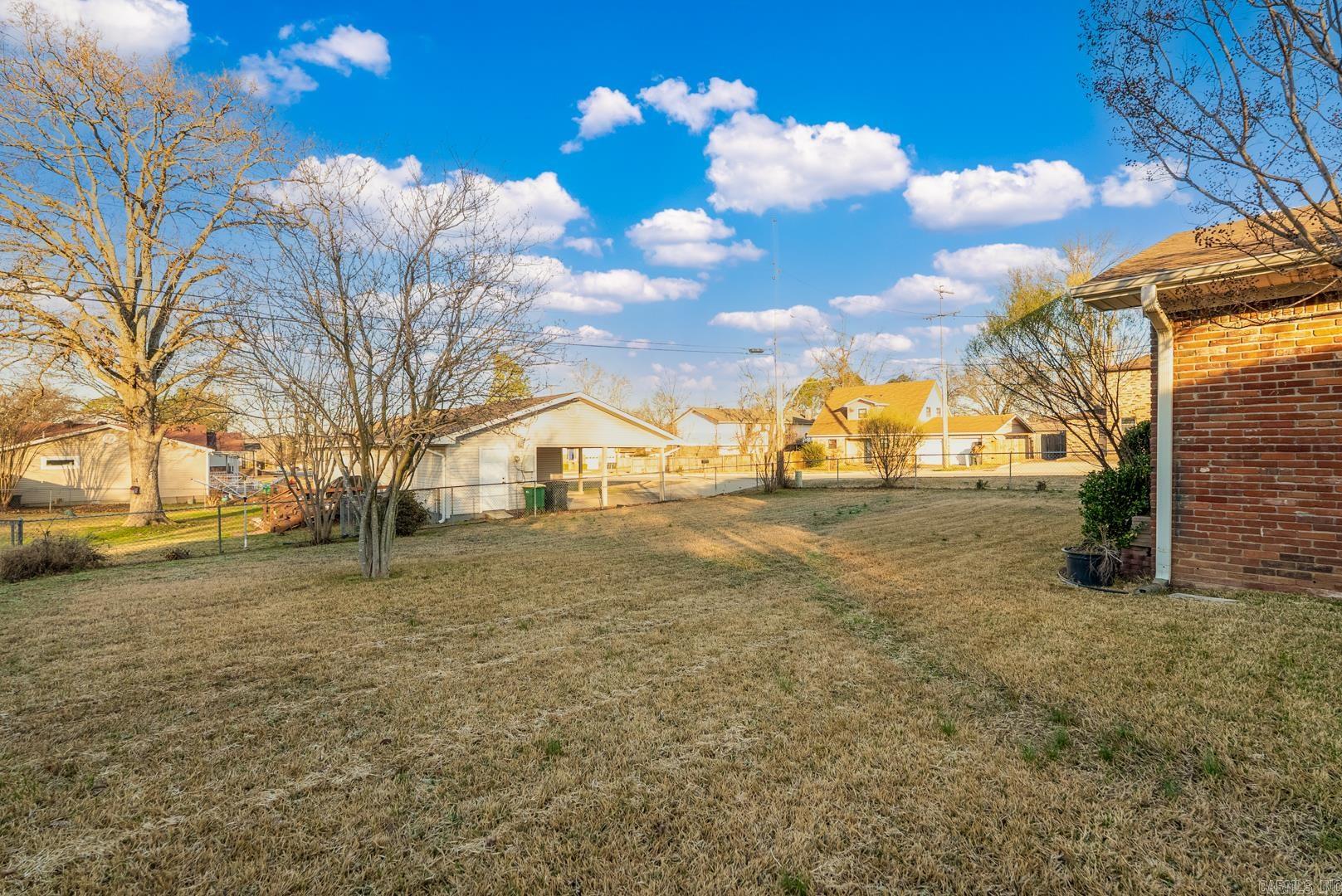 NORTHWOOD - Residential