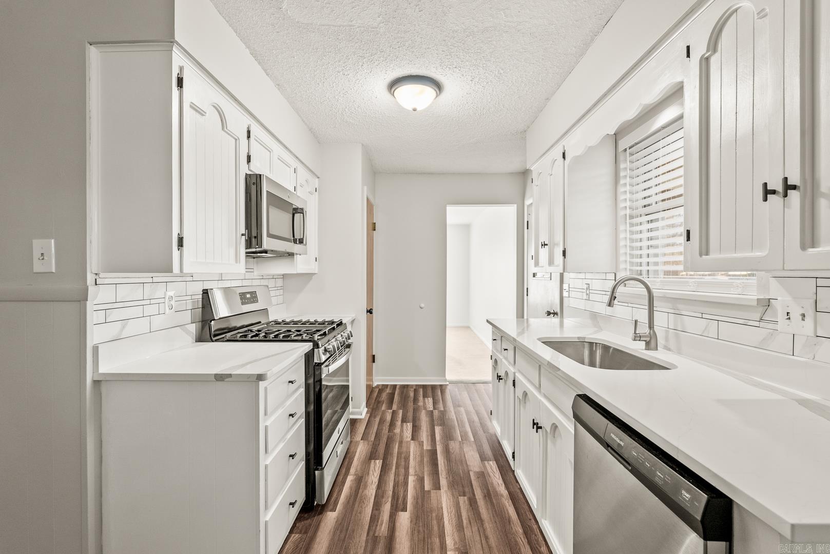 NORTHWOOD - Residential